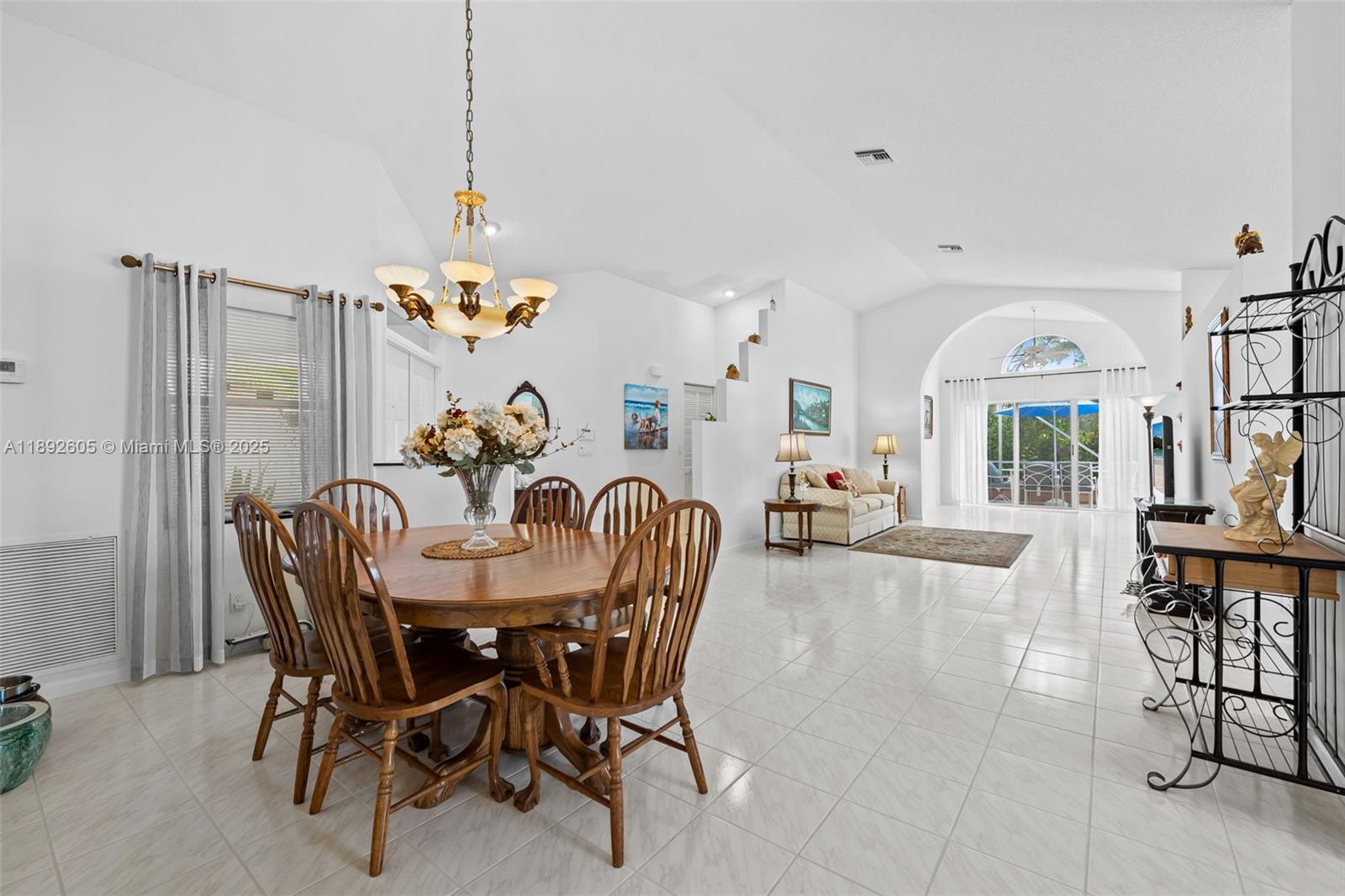 9650 Harbour Lake Cir, Boynton Beach FL 33437 photo 3