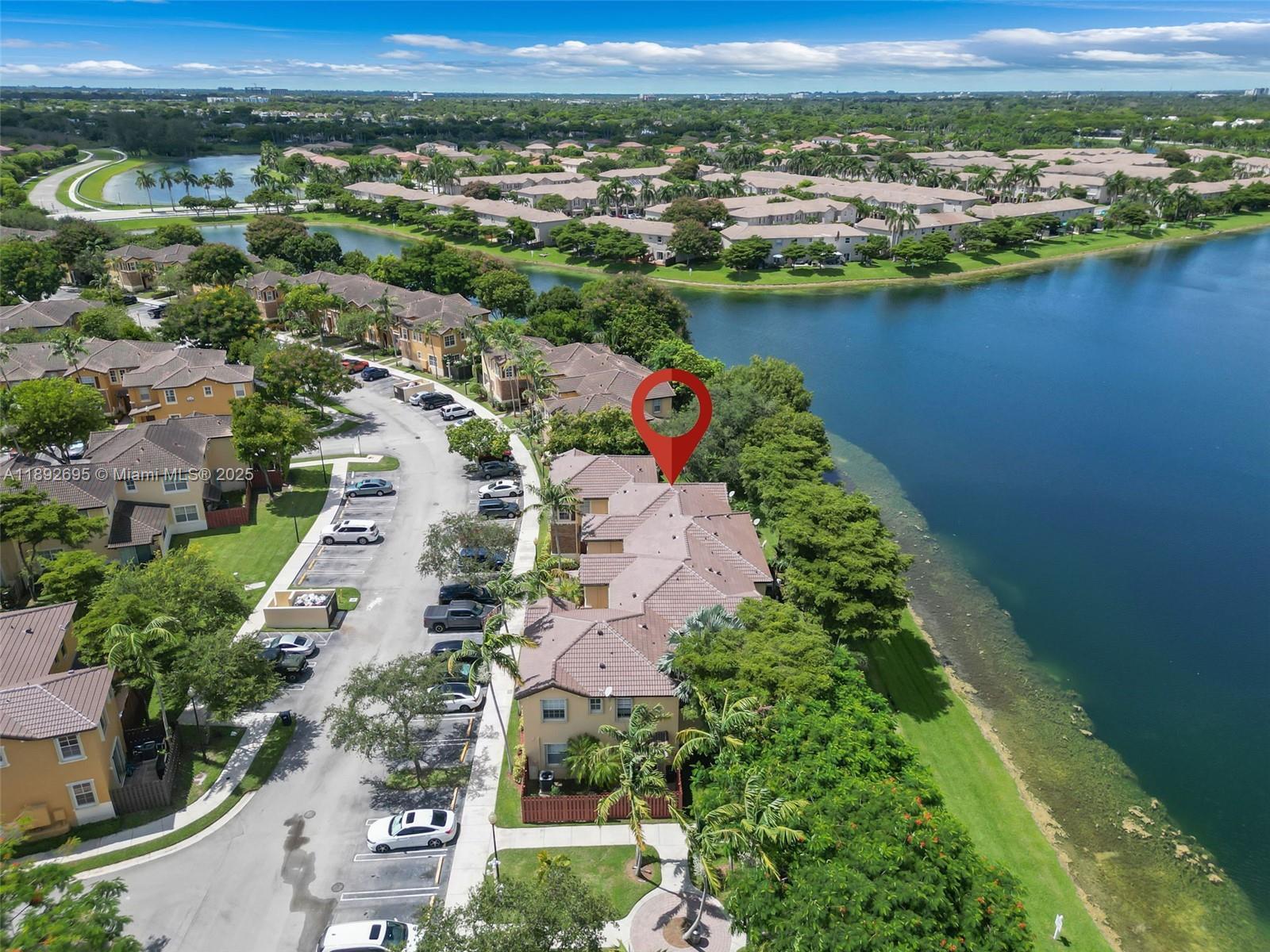 9227 SW 227th St, Cutler Bay FL 33190 photo 2