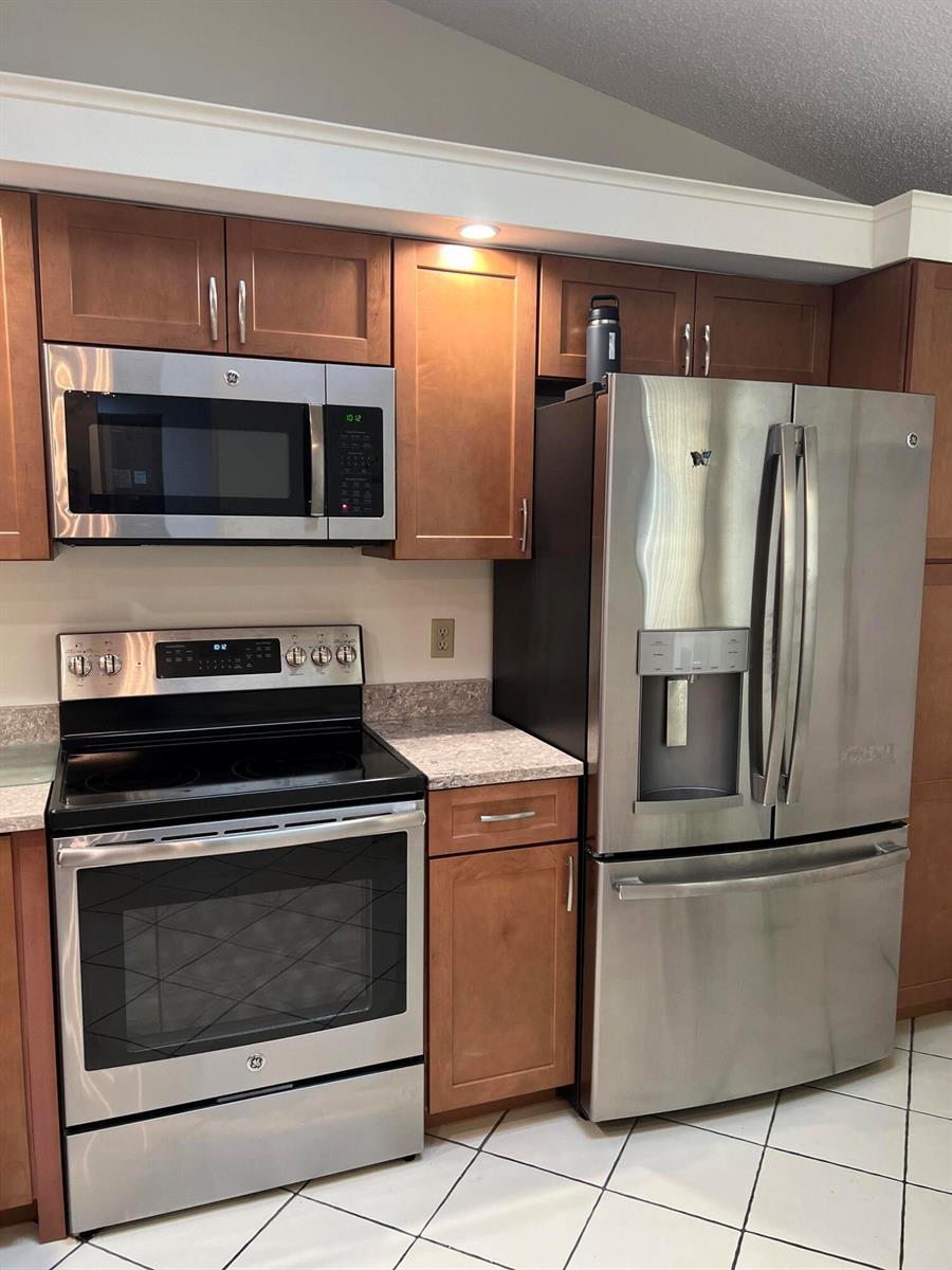 10555 Garden Palm Court # A, Boynton Beach FL 33437 photo 4