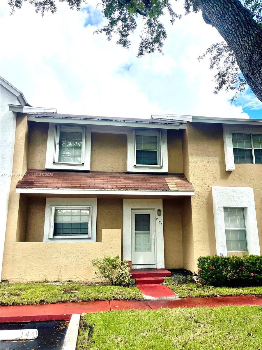 7124 Woodmont Ave, Tamarac FL 33321 photo 2