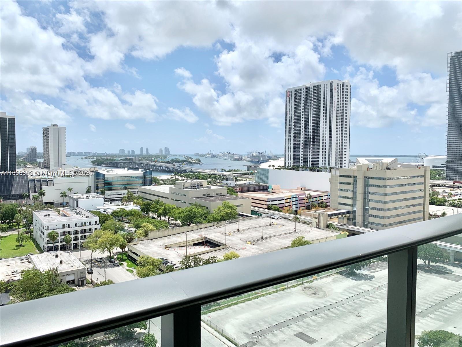 1600 NE 1st Ave # 1003, Miami FL 33132 photo 2