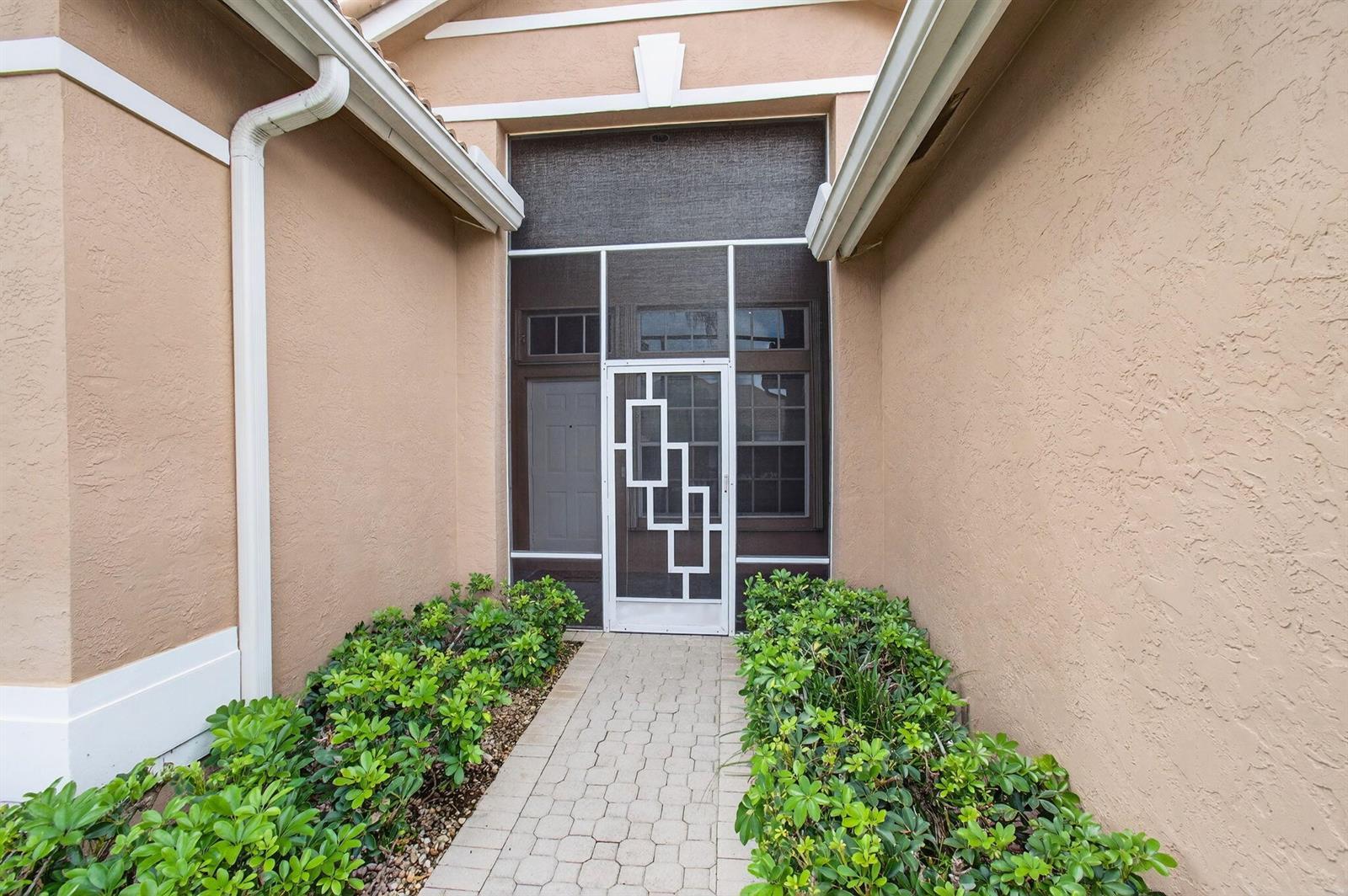 6886 Swansea Lane, Boynton Beach FL 33472 photo 2