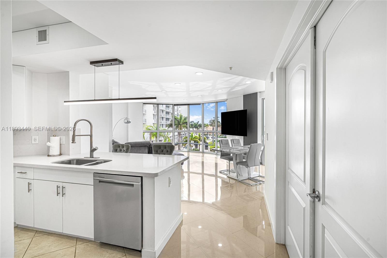 1830 Radius Dr # 314, Hollywood FL 33020 photo 2