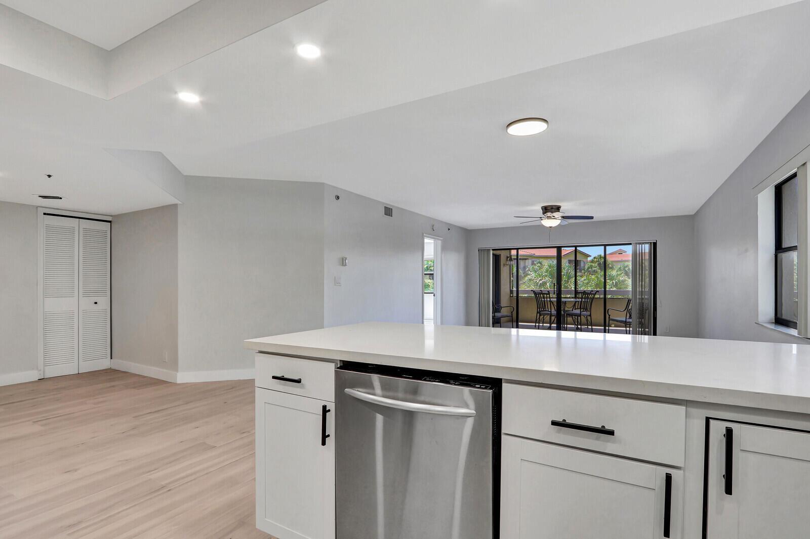 700 Uno Lago Drive # 301, Juno Beach FL 33408 photo 5