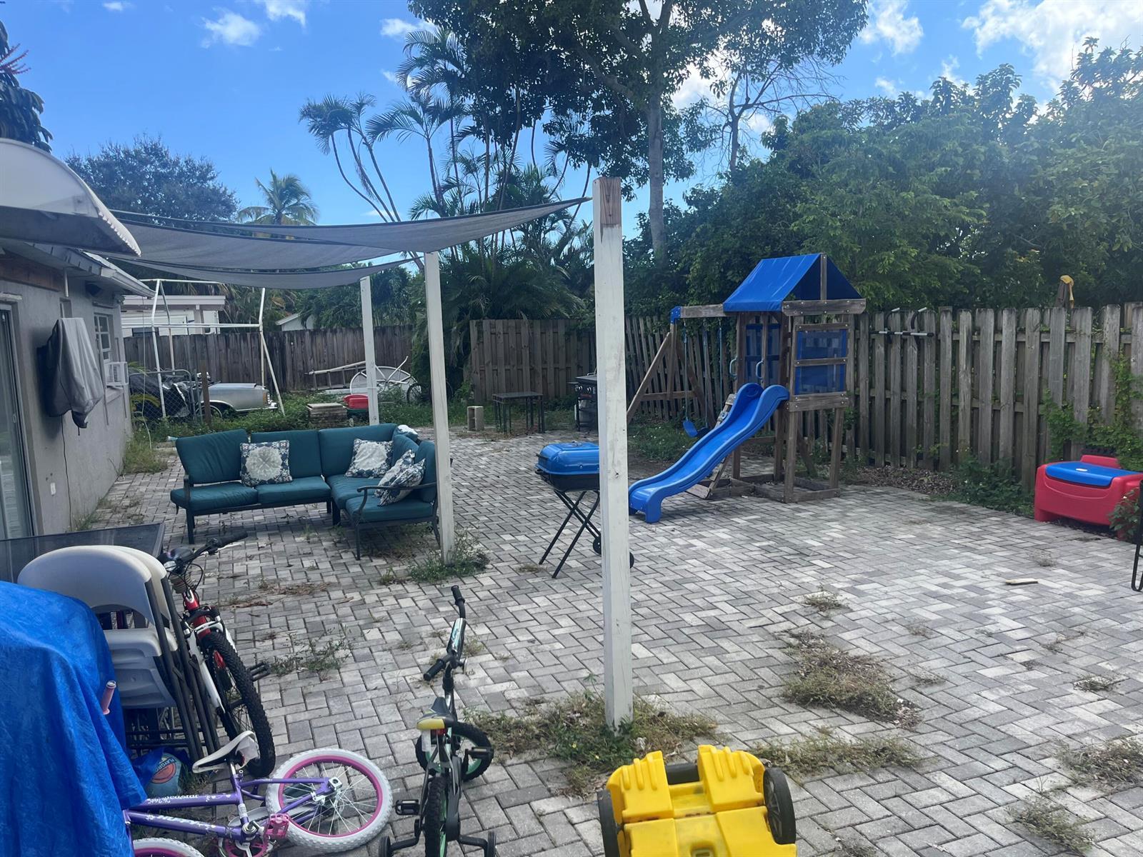 4150 Lilac Circle, Lake Worth FL 33461 photo 5