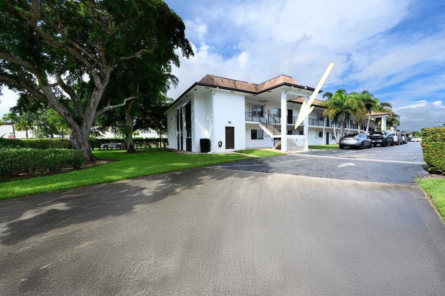 3075 Gardens East Drive # 14, Palm Beach Gardens FL 33410 photo 2