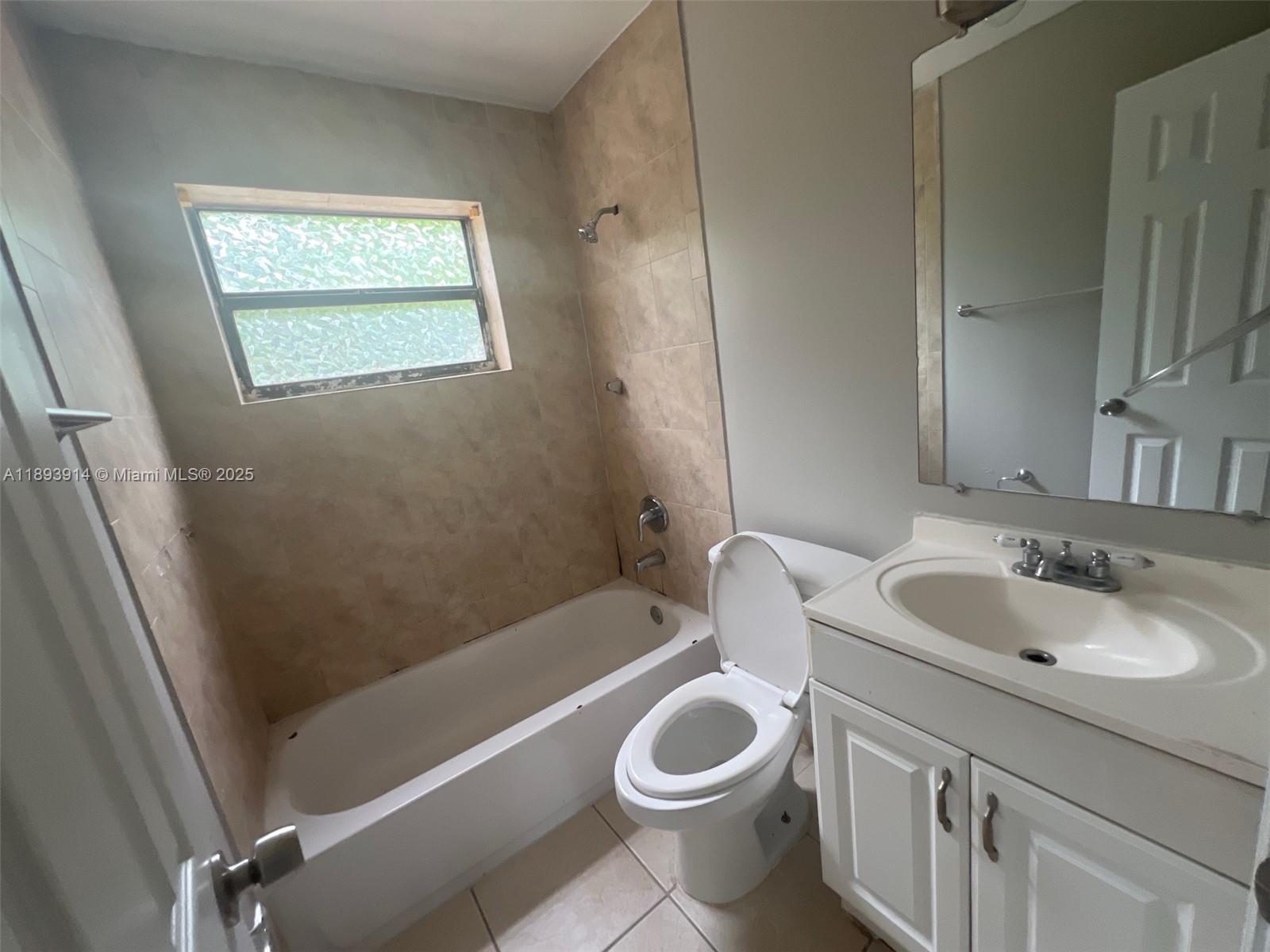 6359 SW 1st St, Margate FL 33068 photo 4