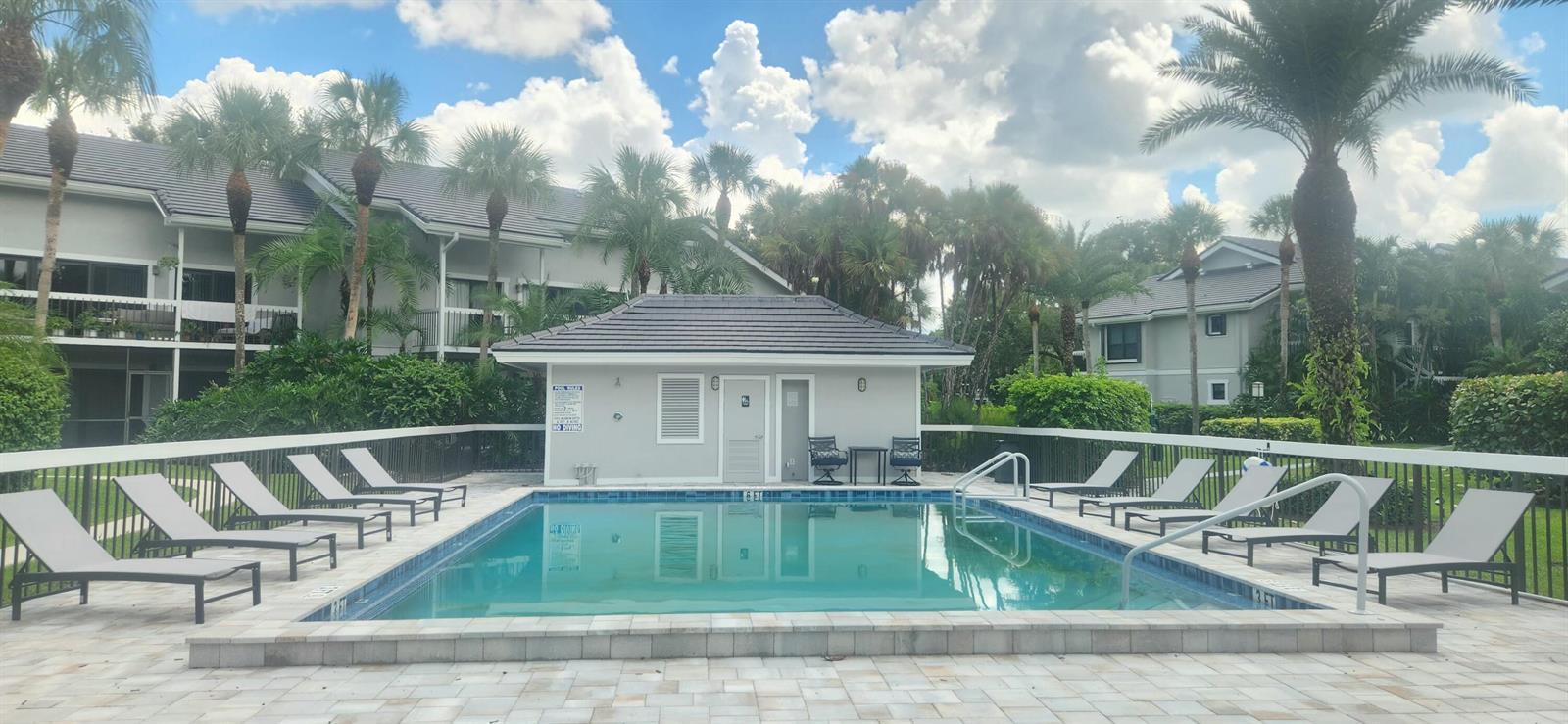 11863 Wimbledon Circle # 416, Wellington FL 33414 photo 2