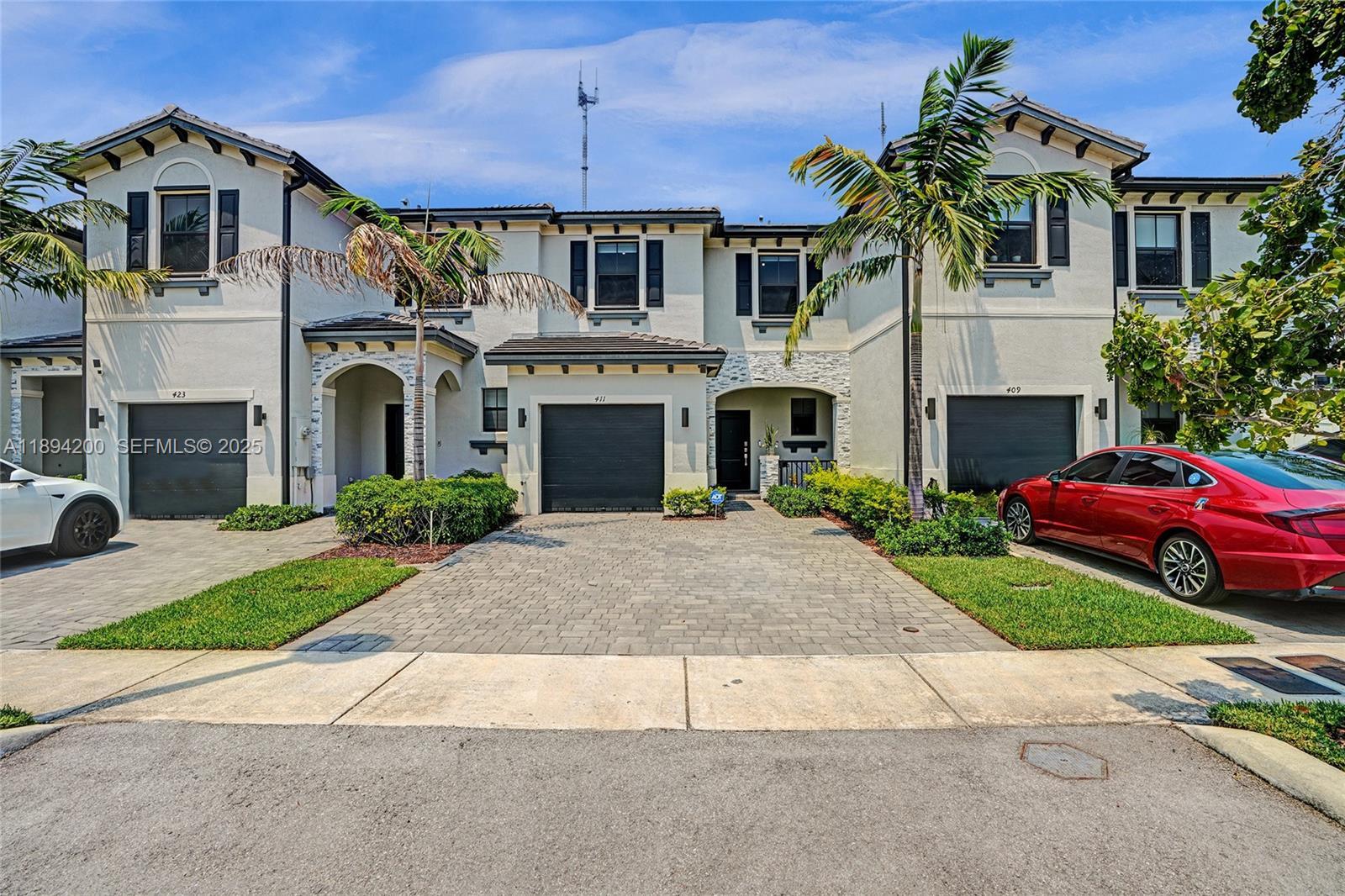 411 NW 204th St, Miami Gardens FL 33169 photo 2