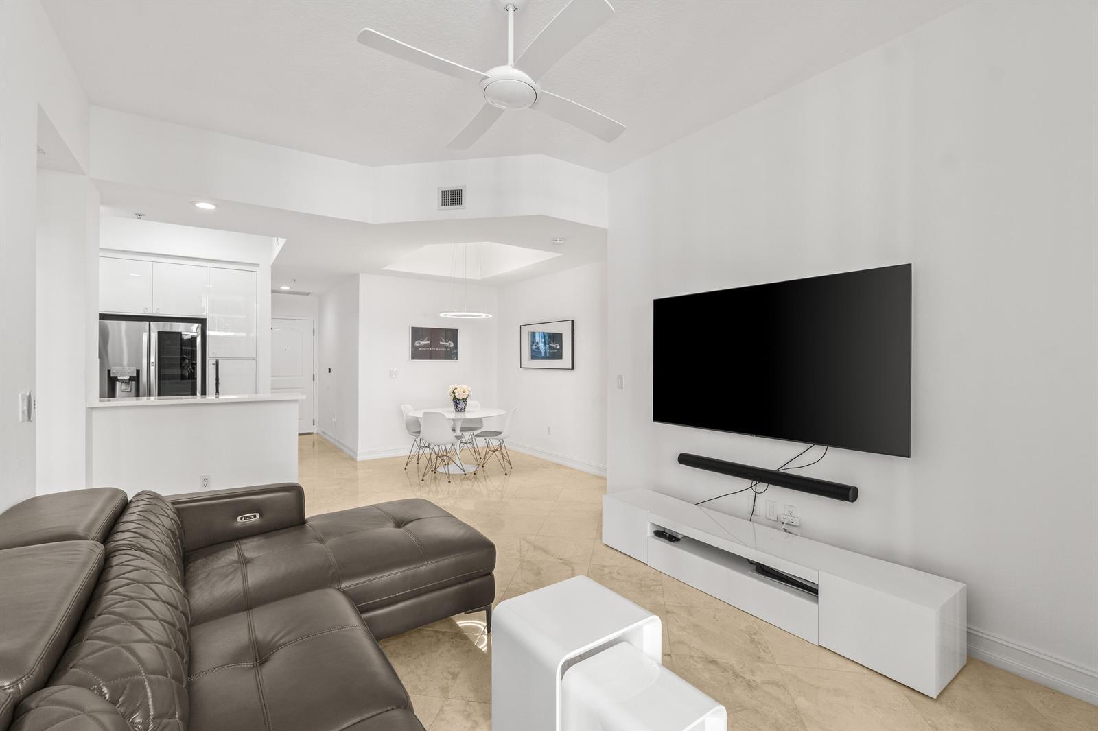 701 S Olive Avenue # 1014, West Palm Beach FL 33401 photo 5