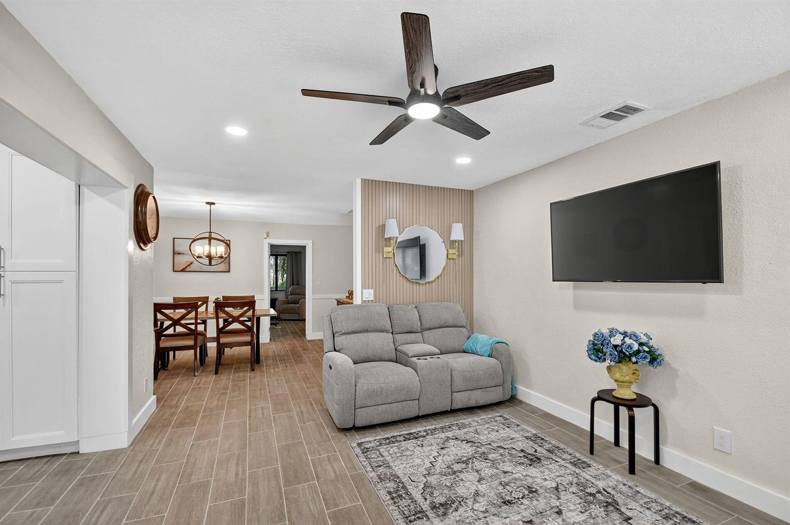 5008 Parker Avenue, West Palm Beach FL 33405 photo 5