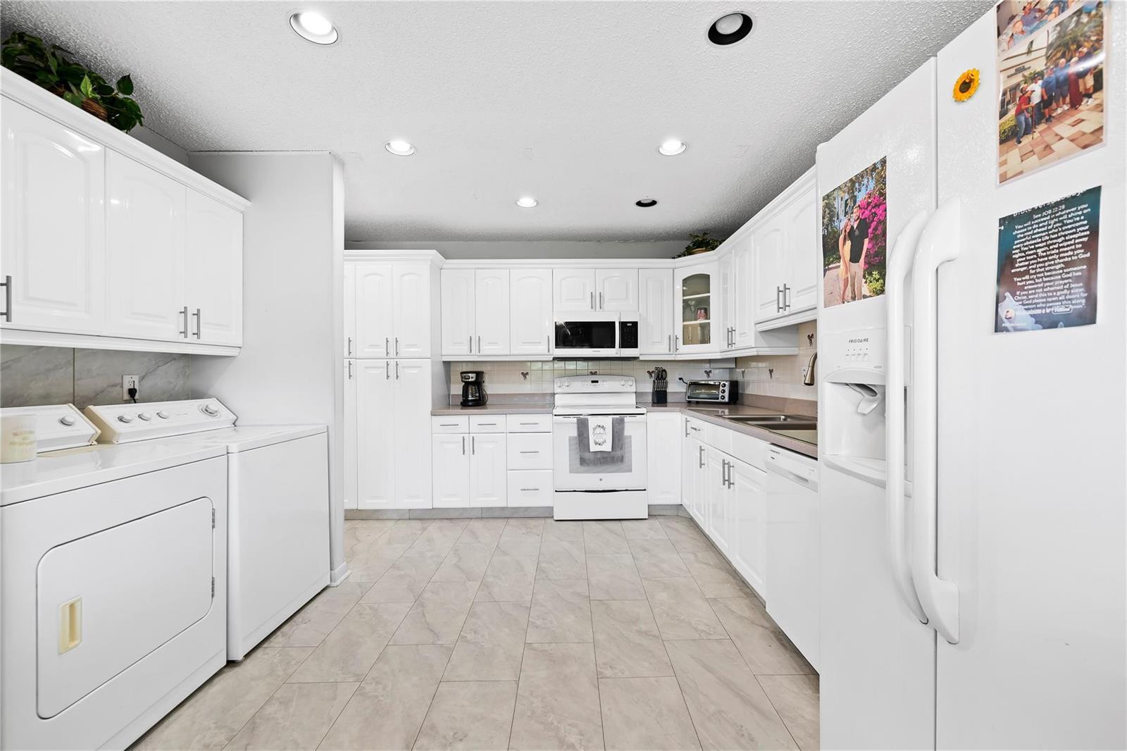 1621 NW 20th Avenue # 203, Delray Beach FL 33445