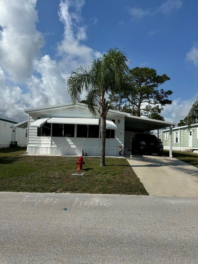 49 Las Casitas Court, Fort Pierce FL 34951