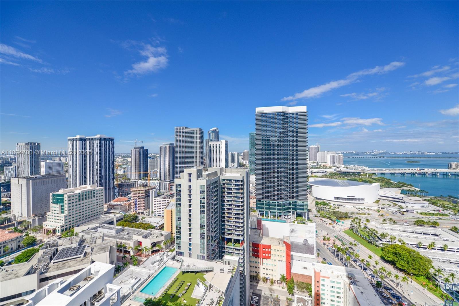 253 NE 2nd St # 3902, Miami FL 33132 photo 4