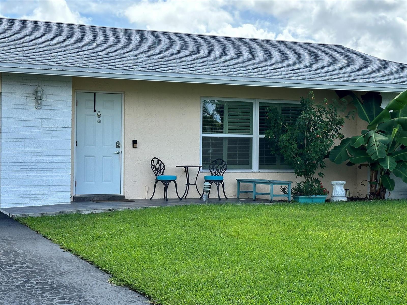 9208 NW 80th Street, Tamarac FL 33321 photo 2