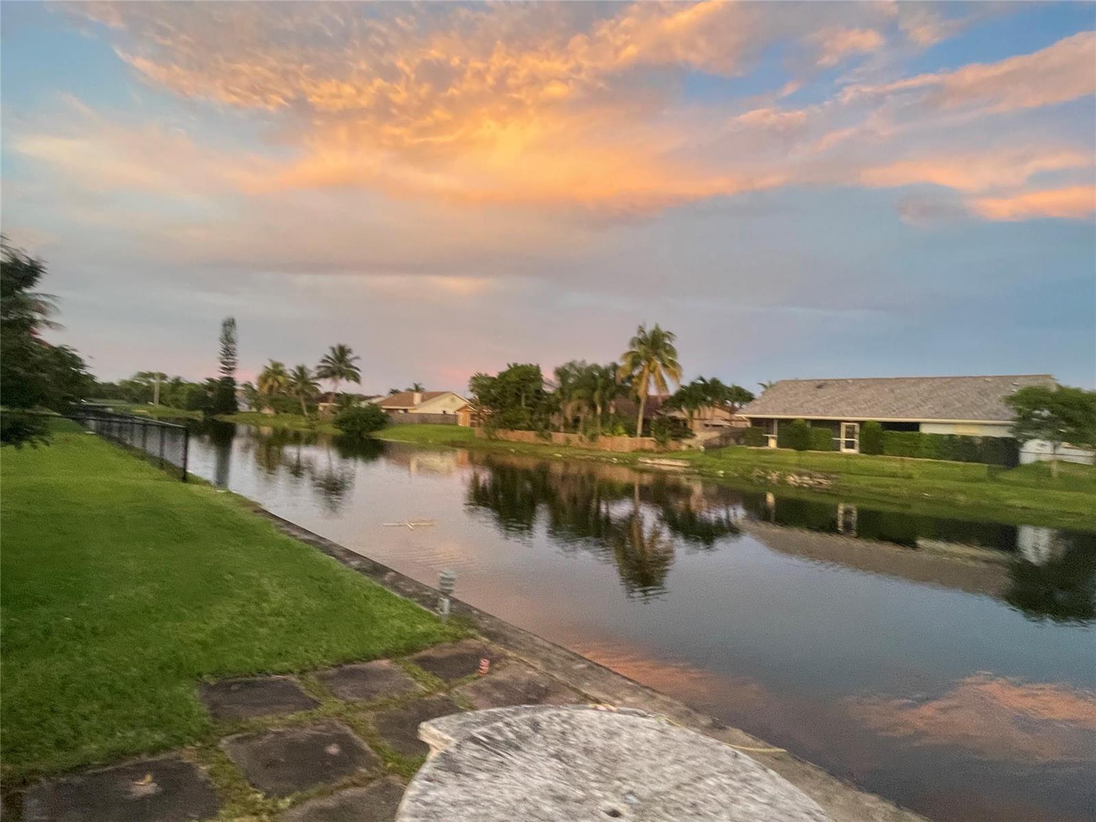 9208 NW 80th Street, Tamarac FL 33321 photo 4