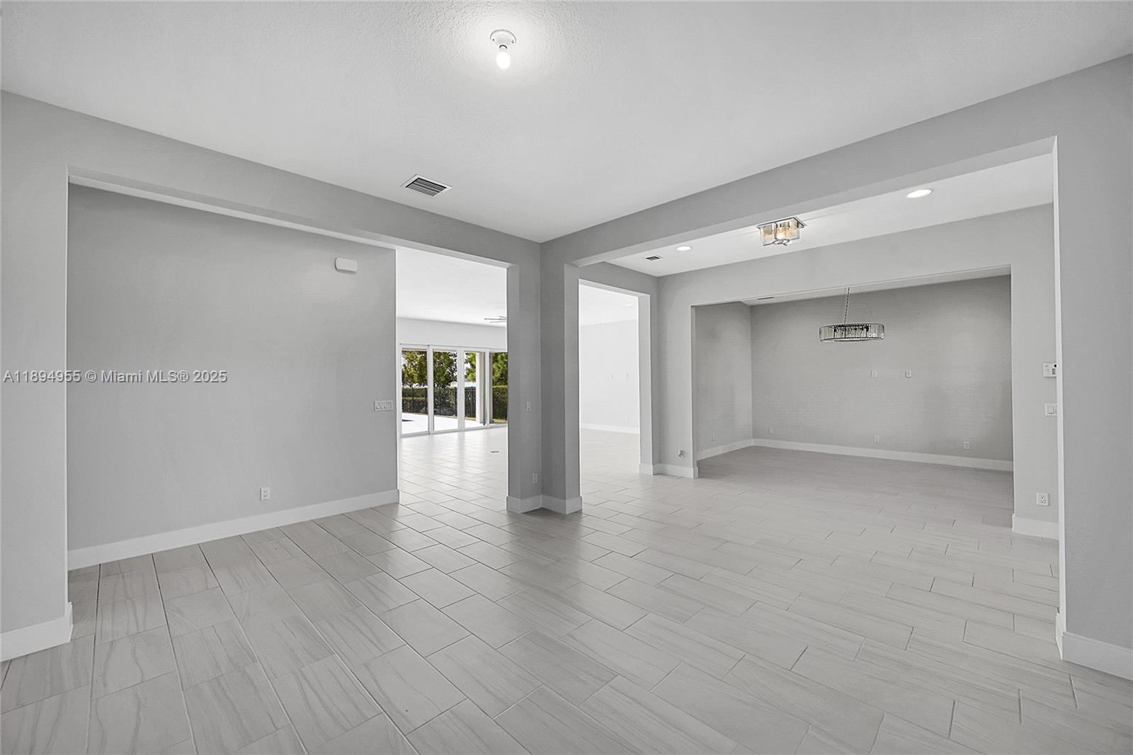 983 Hookline Cir, Loxahatchee FL 33470 photo 3