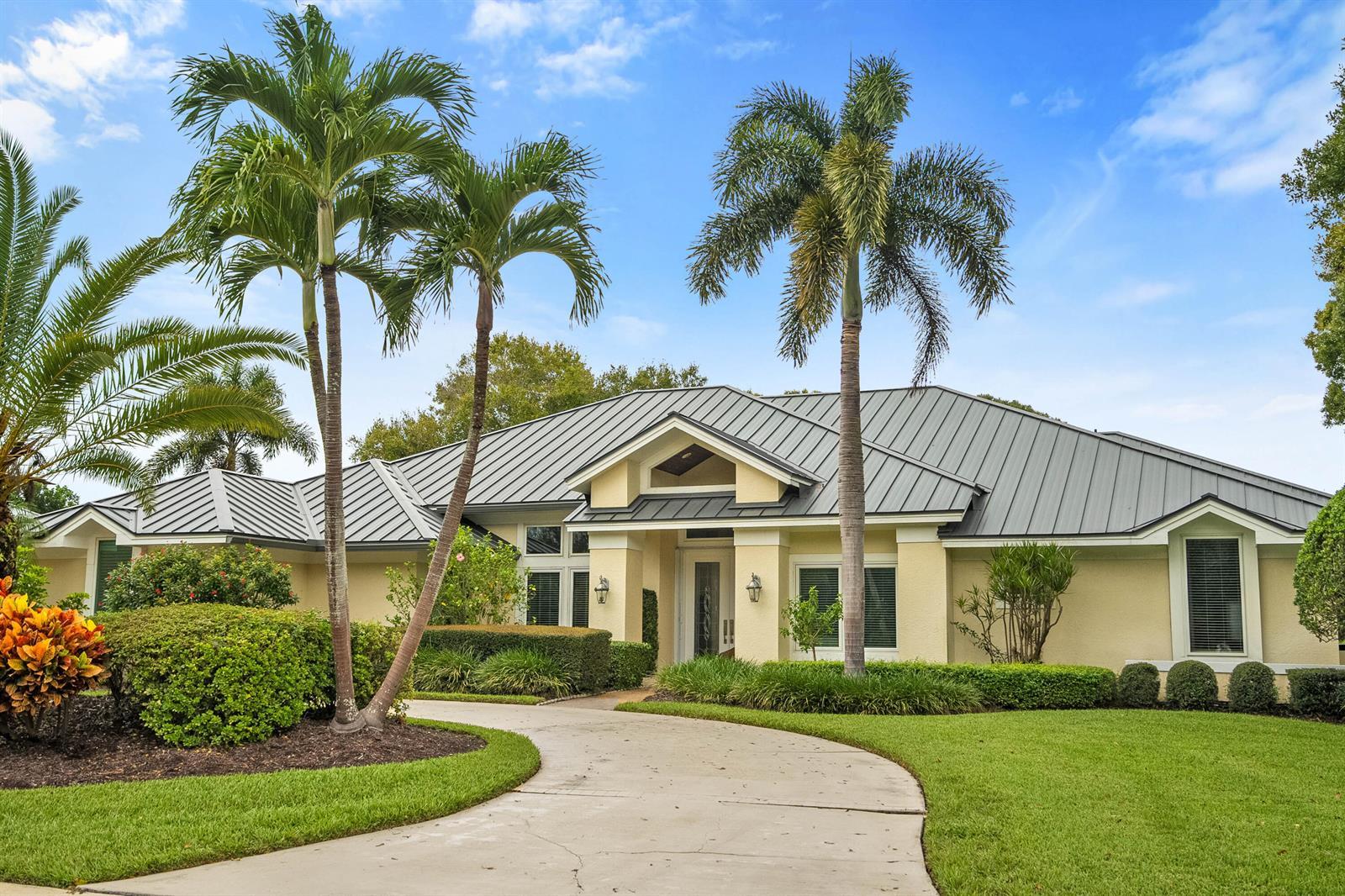 6217 SE Baltusrol Terrace, Stuart FL 34997 photo 2
