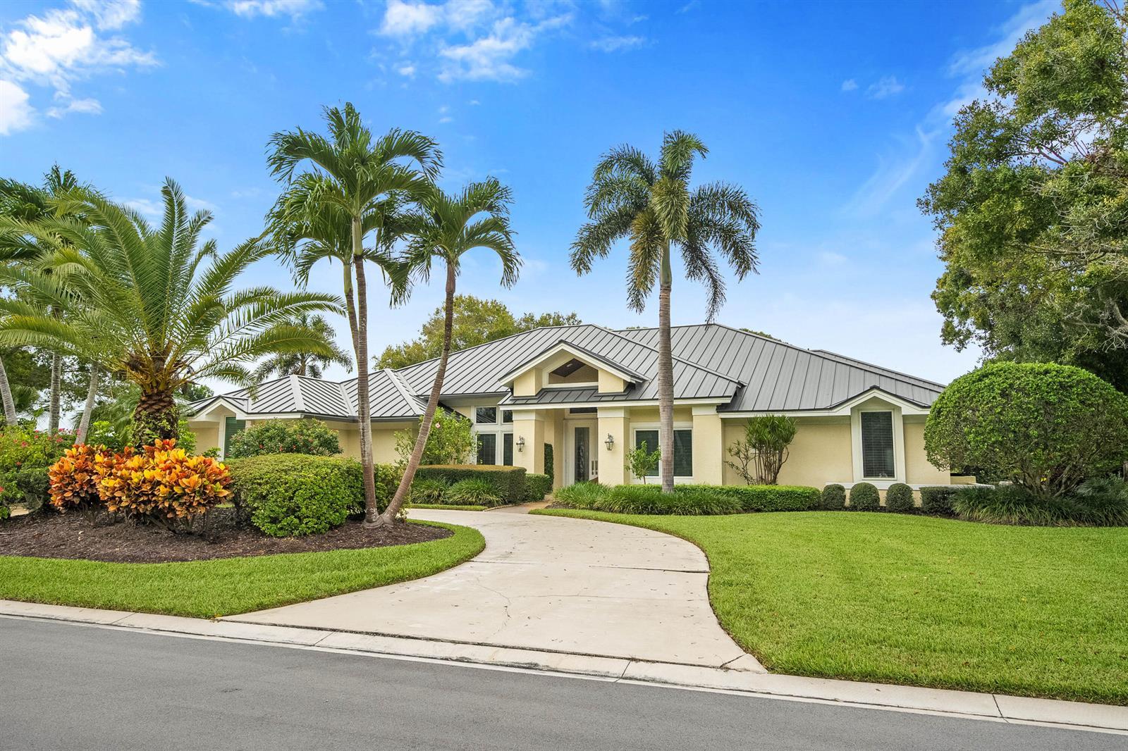 6217 SE Baltusrol Terrace, Stuart FL 34997 photo 4