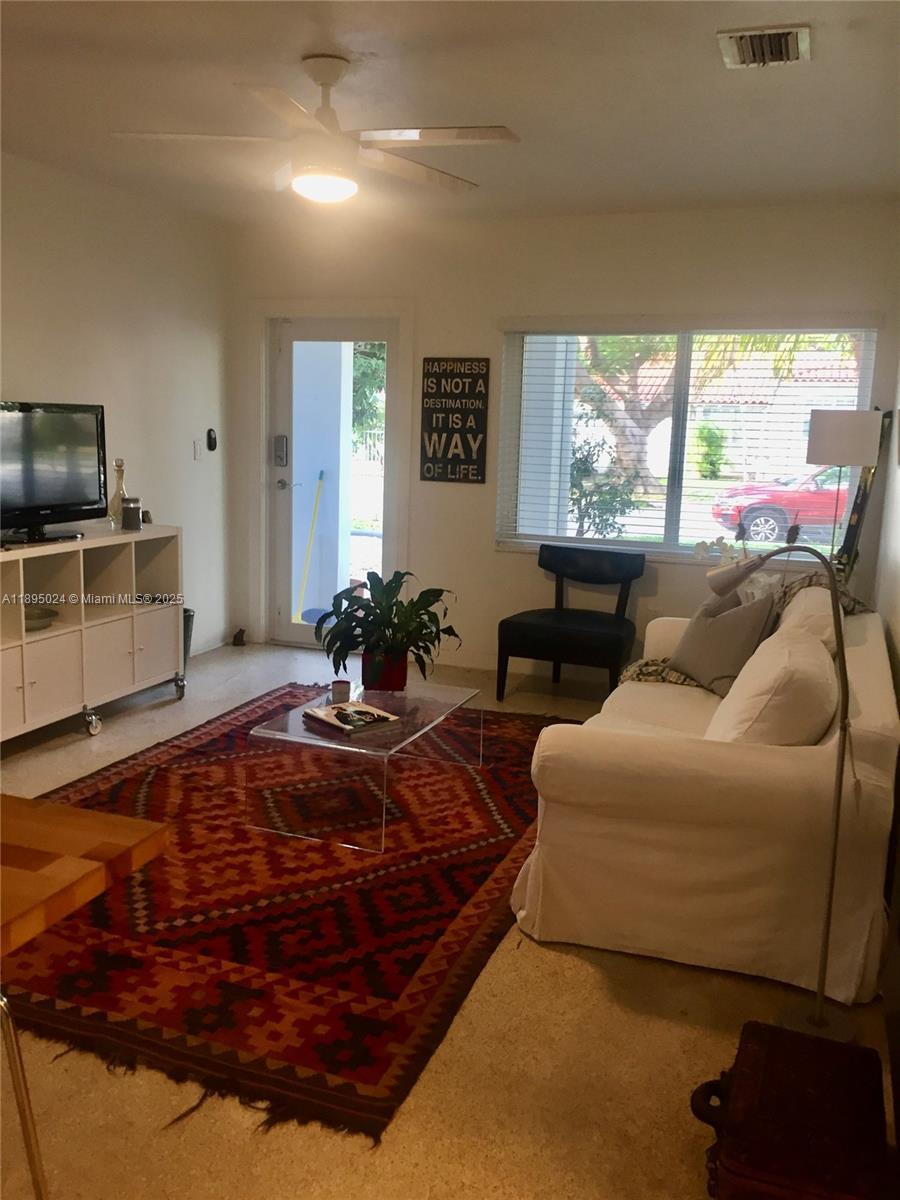 1160 SW 22nd terrace # 2, Miami FL 33129 photo 3