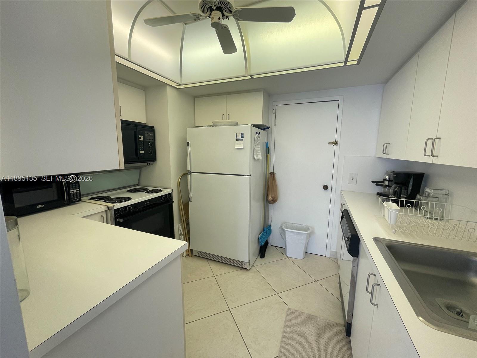 3505 S Ocean Dr # 917, Hollywood FL 33019 photo 3