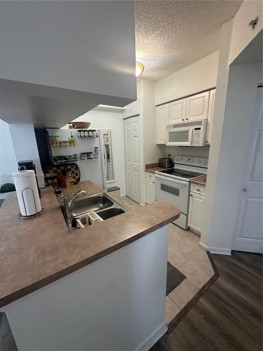 17125 N Bay Rd # 3402, Sunny Isles Beach FL 33160 photo 3