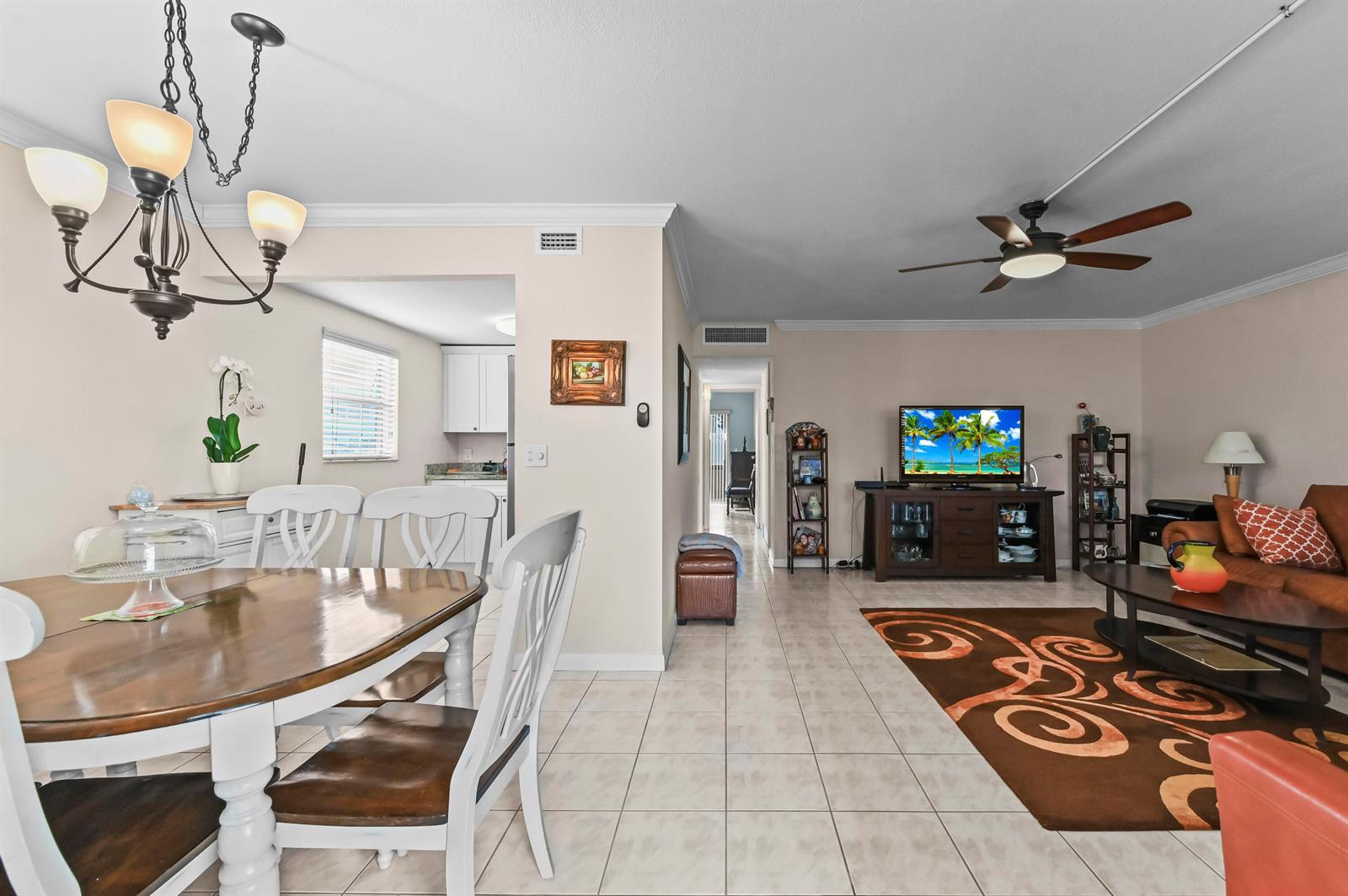 213 Brittany, Delray Beach FL 33446 photo 4