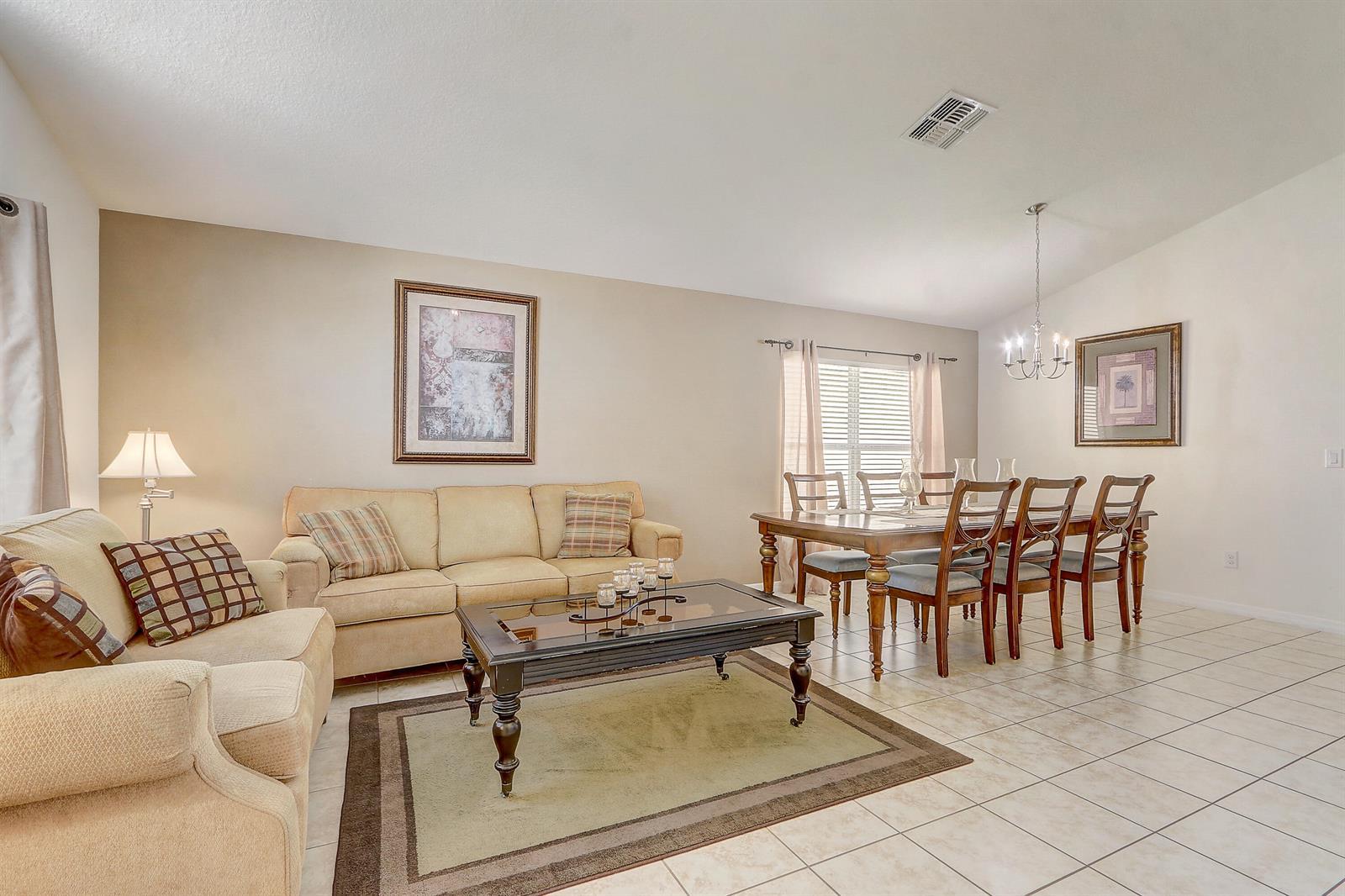 927 Orange Cosmos Boulevard, Davenport FL 33837 photo 3