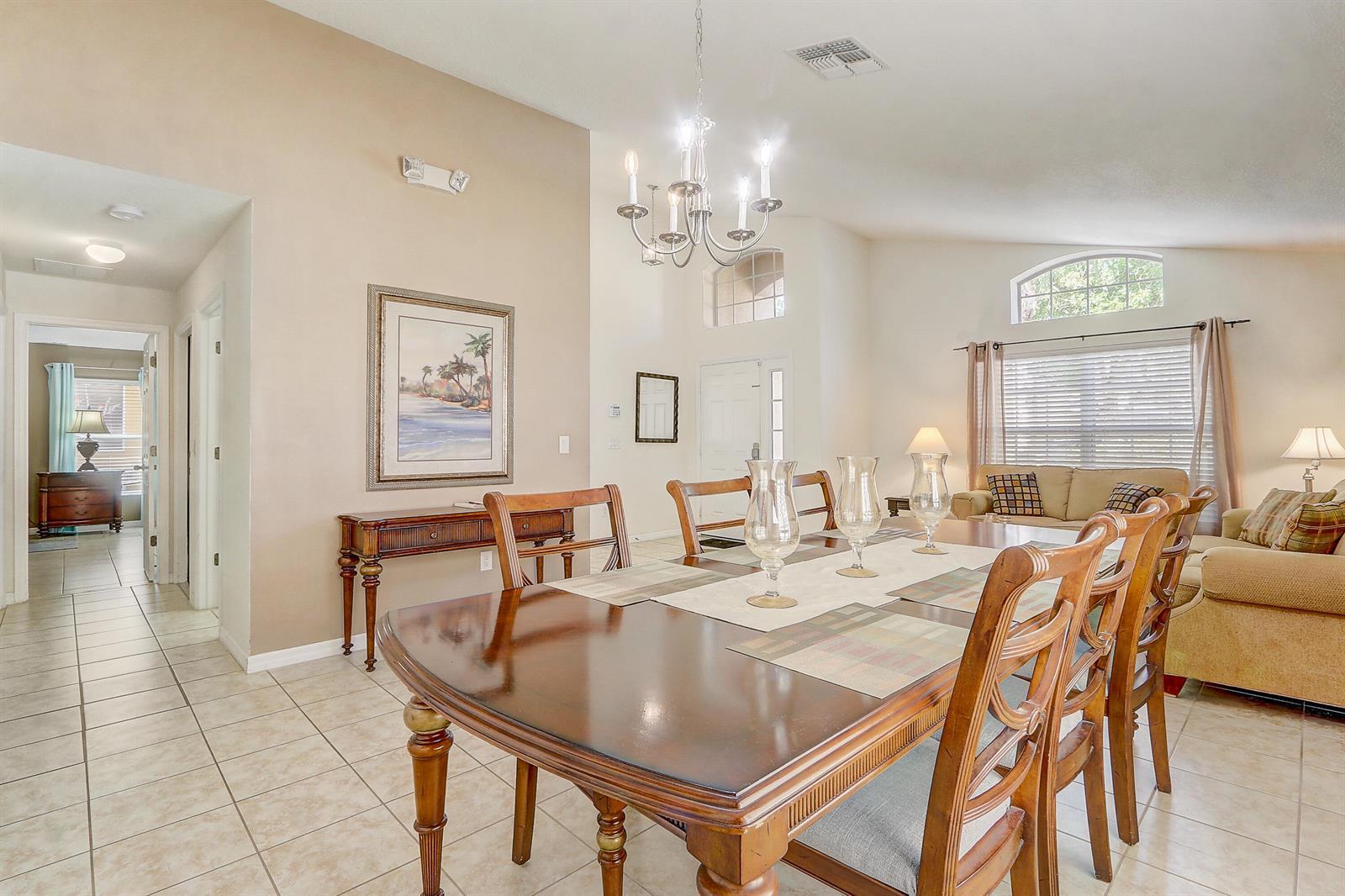 927 Orange Cosmos Boulevard, Davenport FL 33837 photo 4