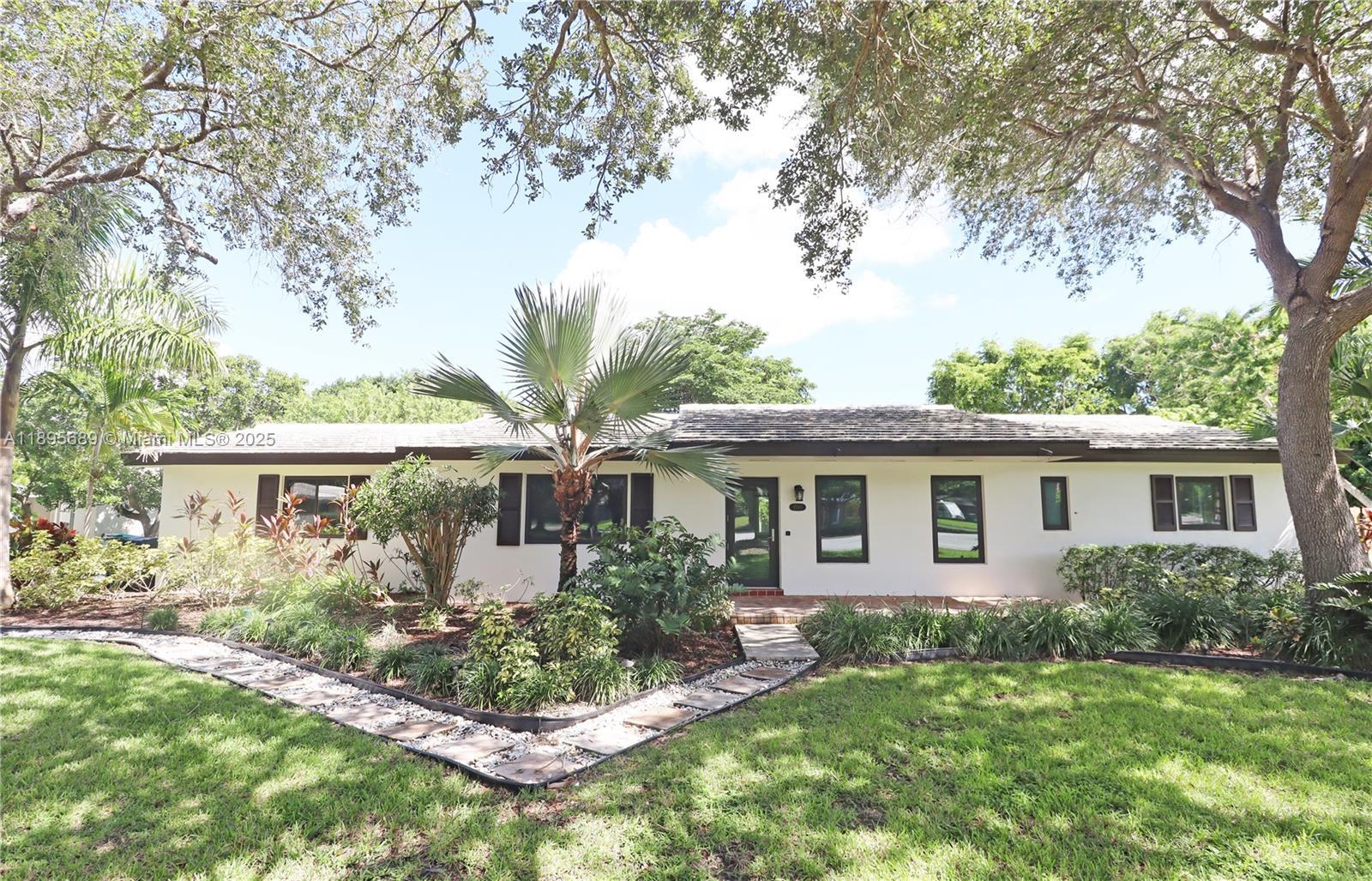 17191 SW 85th Ave, Palmetto Bay FL 33157 photo 2