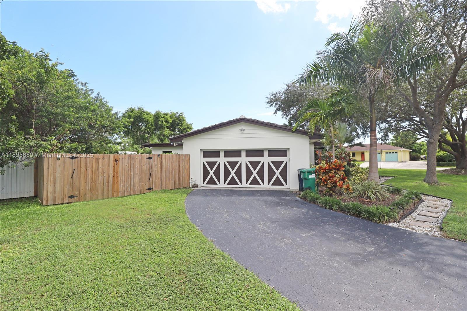 17191 SW 85th Ave, Palmetto Bay FL 33157 photo 5