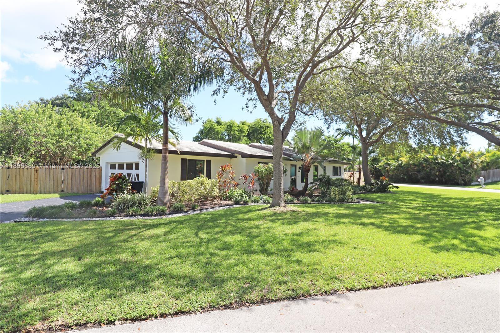 17191 SW 85th Ave, Palmetto Bay FL 33157 photo 4