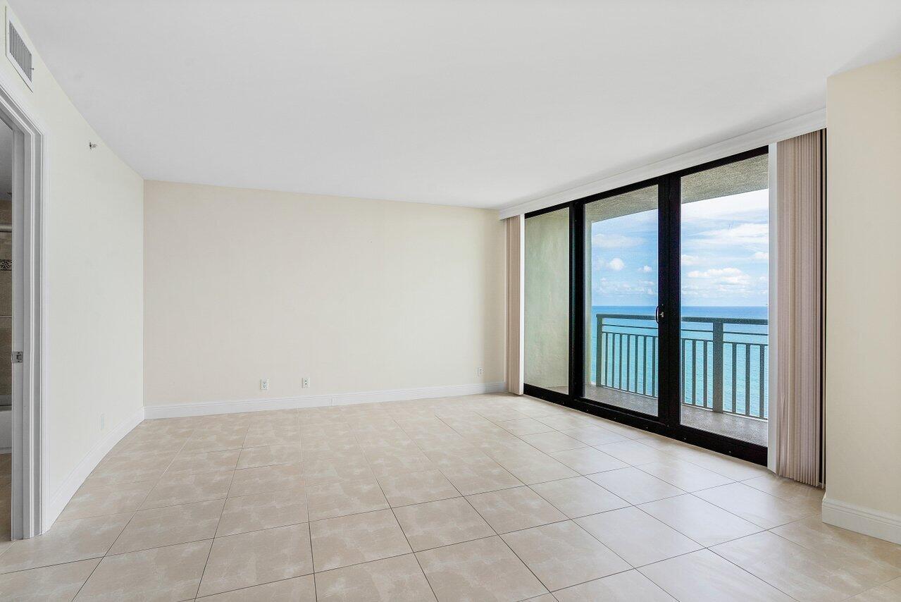 3000 N Ocean Drive # 33e, Singer Island FL 33404 photo 5
