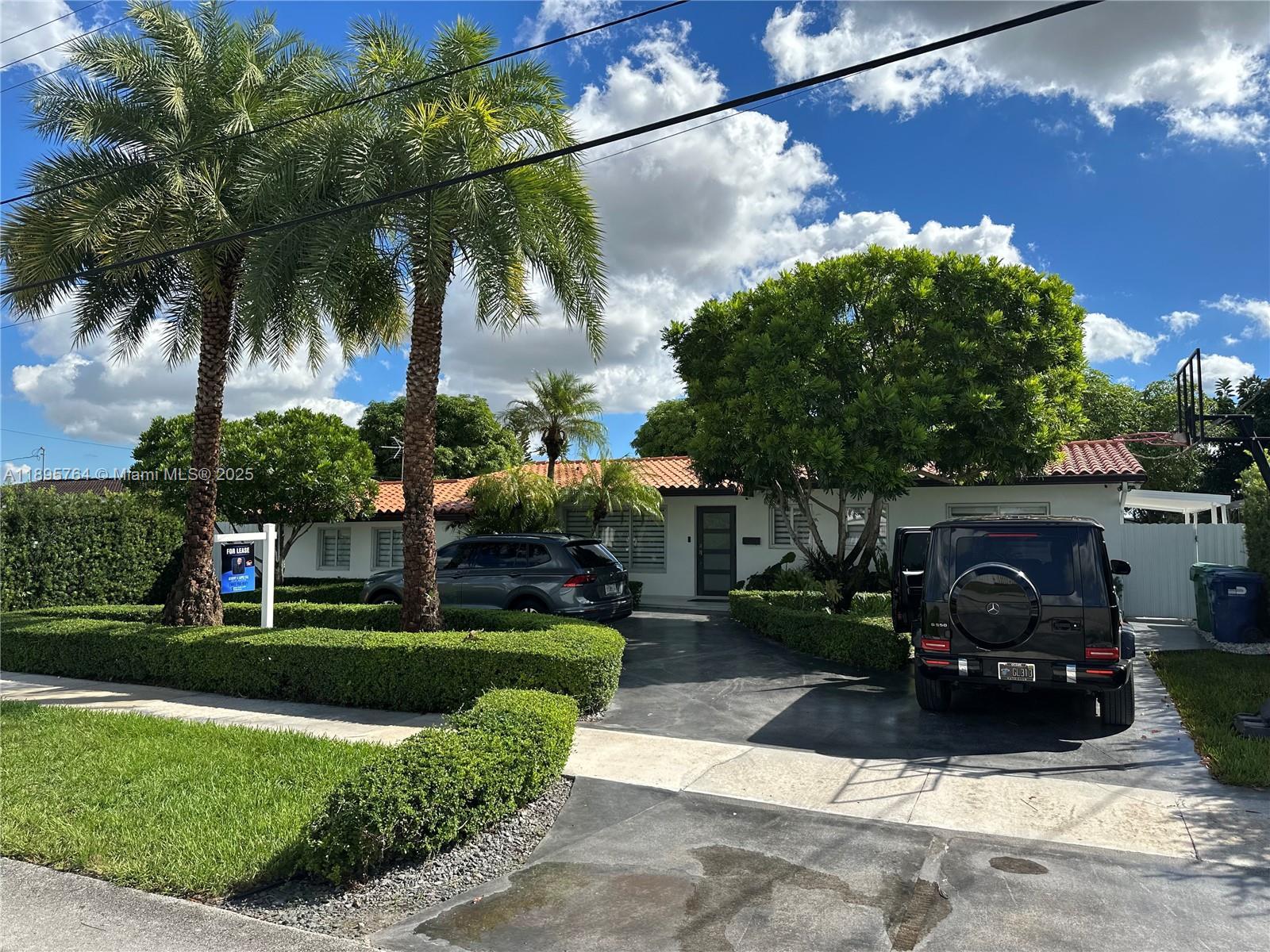 4311 SW 104th Ct, Miami FL 33165 photo 3