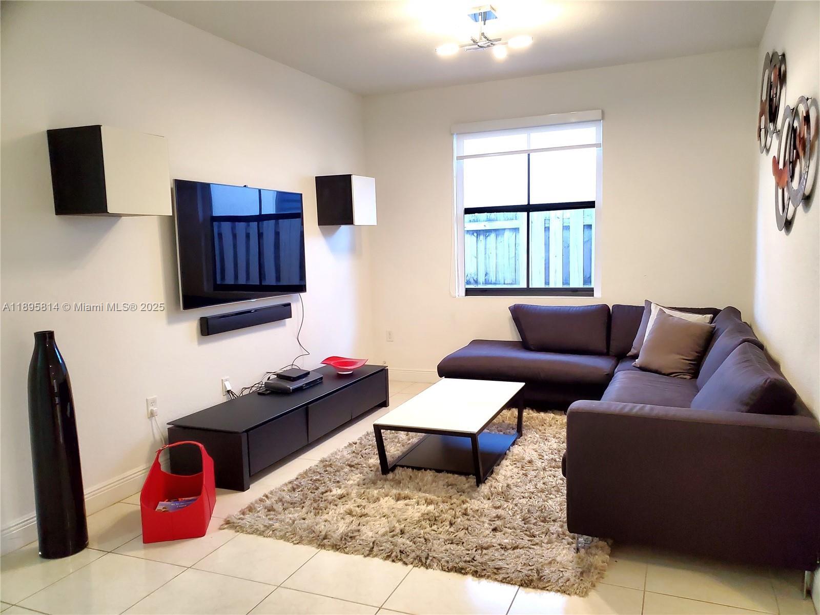 9731 NW 10th Ter, Miami FL 33172 photo 5