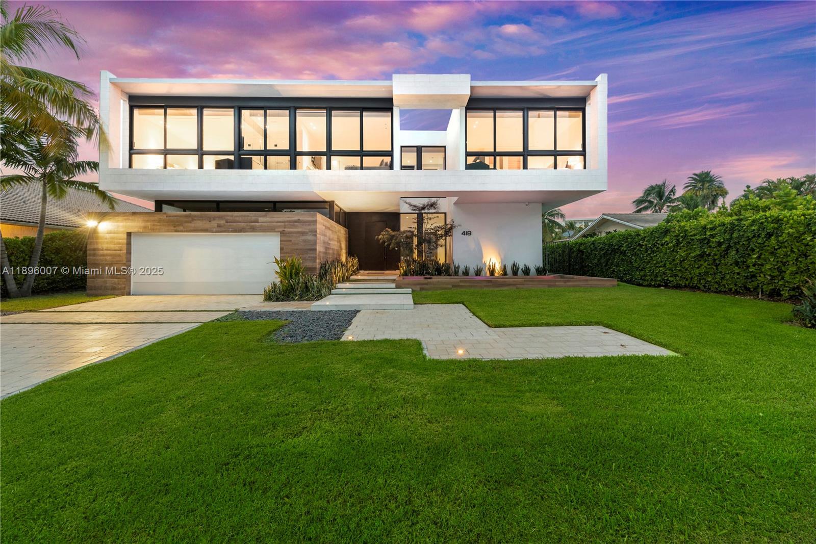 418 Sunset Dr, Hallandale Beach FL 33009 photo 4