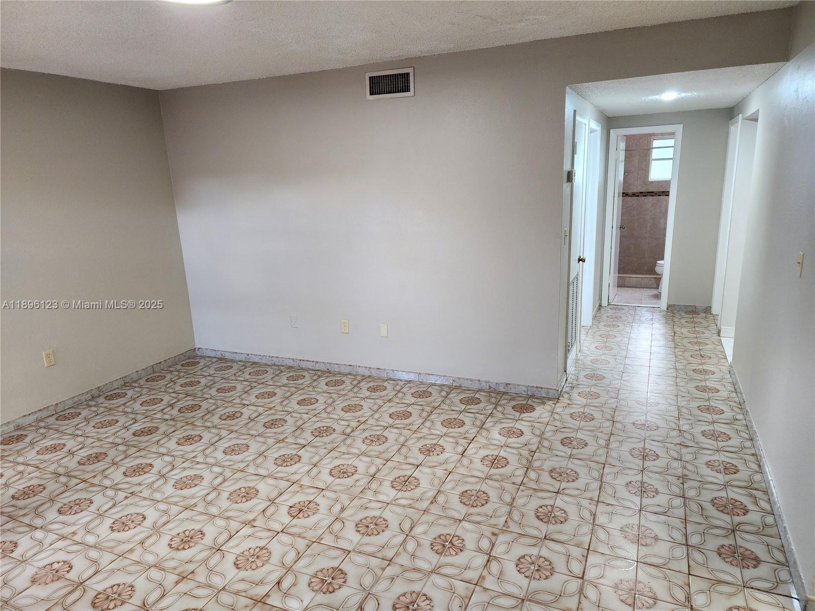 74 E 17th St # 70, Hialeah FL 33010 photo 4