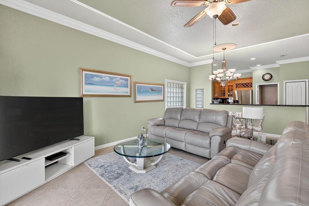 212 Berenger Walk, Royal Palm Beach FL 33414 photo 4