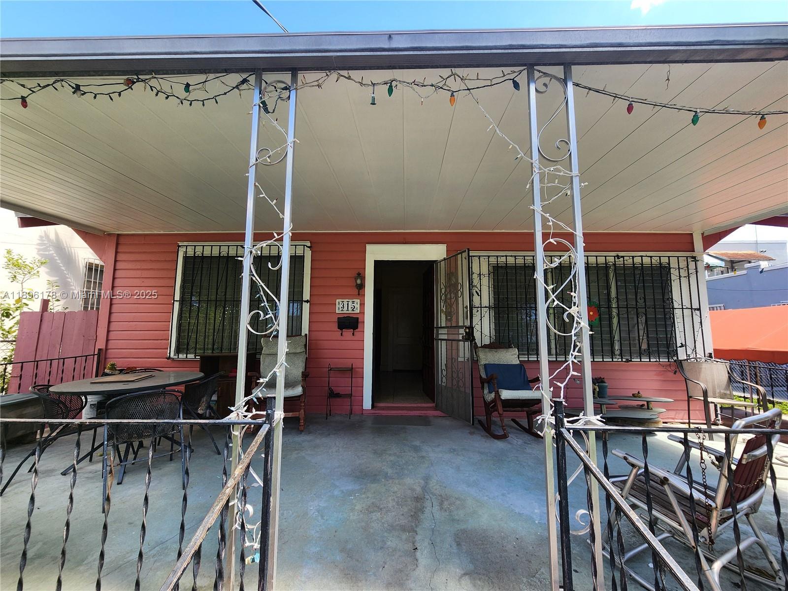 315 SW 14th Ave, Miami FL 33135 photo 3