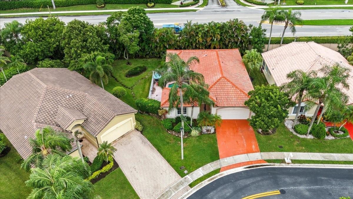 7631 NW 87th Terrace, Tamarac FL 33321 photo 2