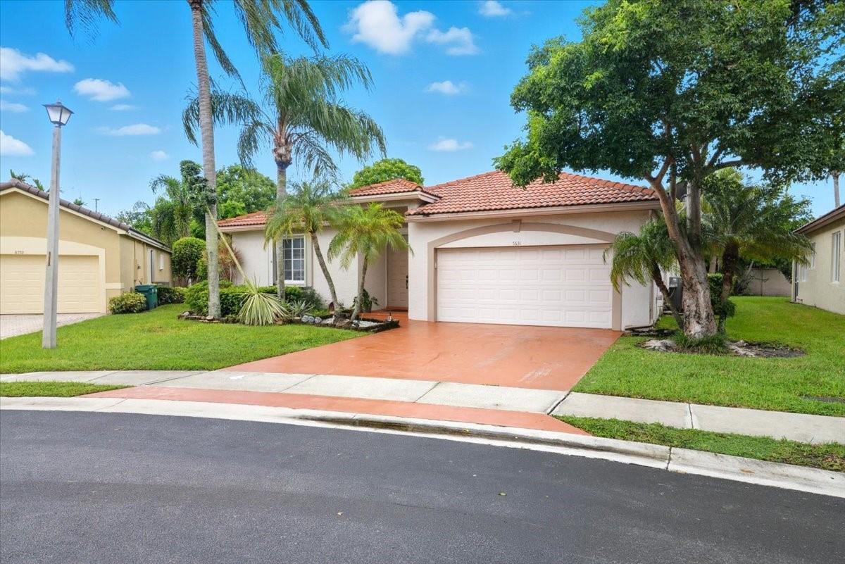 7631 NW 87th Terrace, Tamarac FL 33321 photo 4