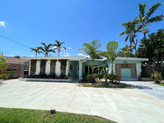 1927 Cypress Avenue, Fort Pierce FL 34949 photo 4