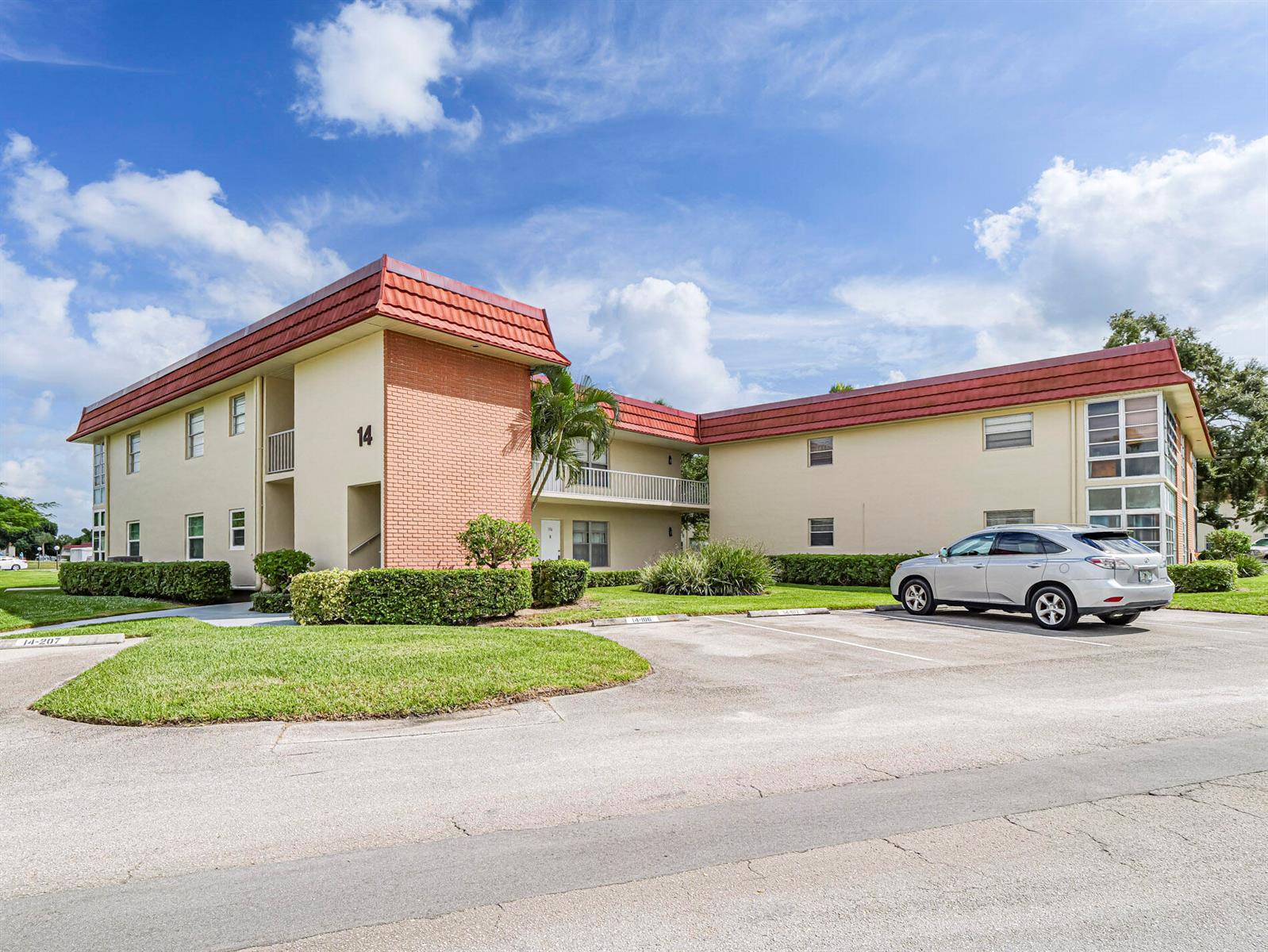 14 Vista Palm Lane # 105, Vero Beach FL 32962 photo 5