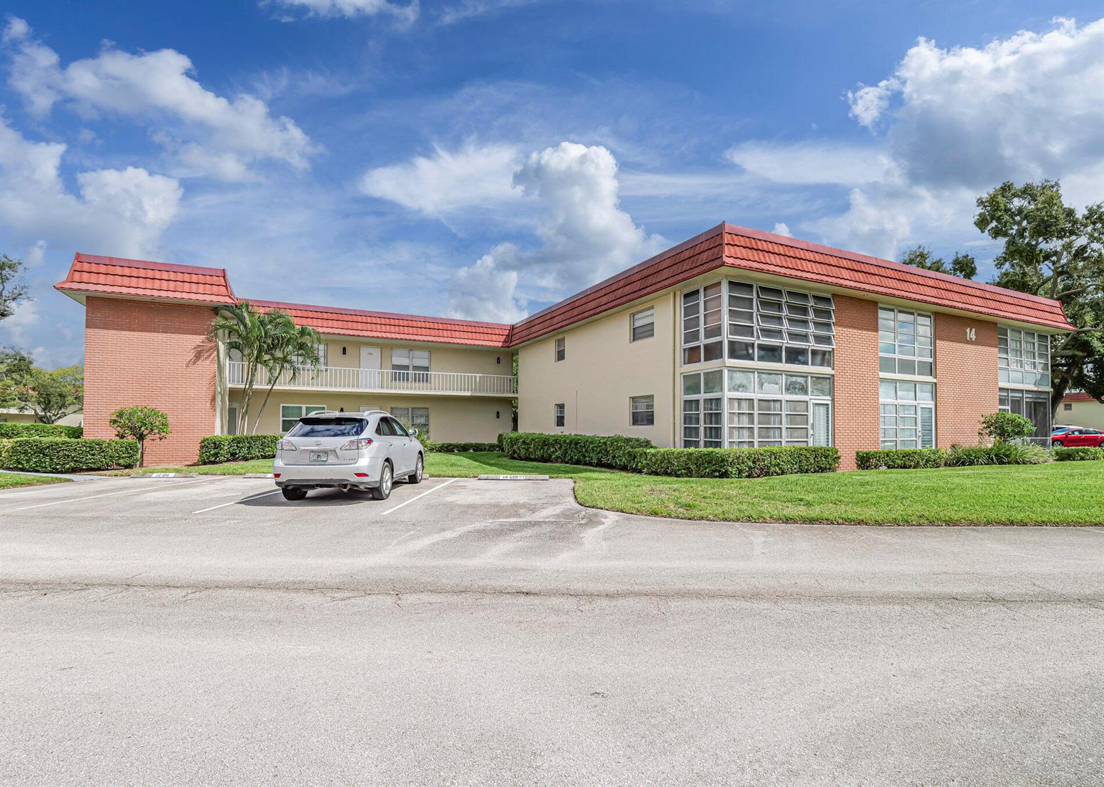 14 Vista Palm Lane # 105, Vero Beach FL 32962 photo 4