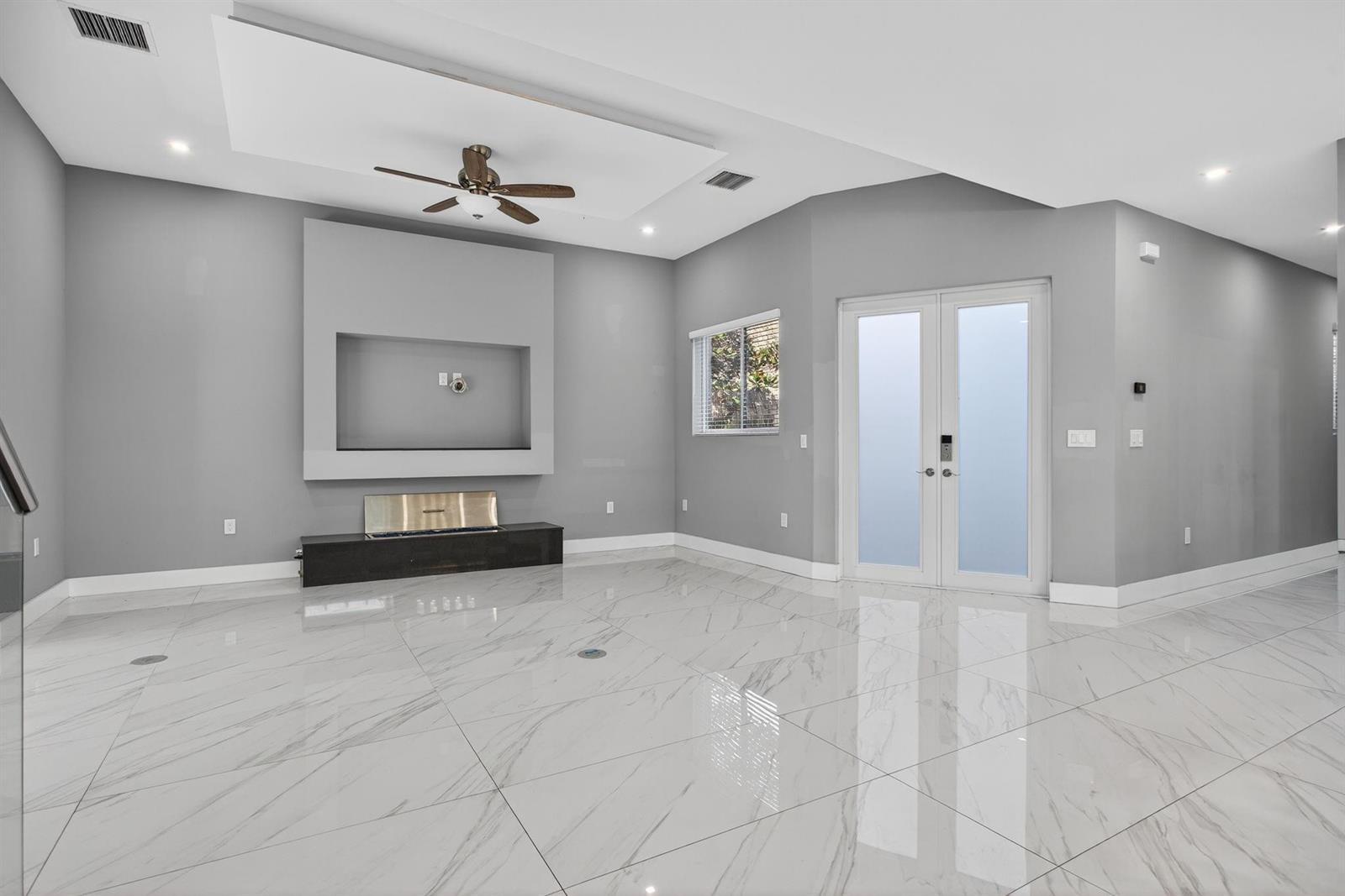 69 S Cortez Drive # 69, Margate FL 33068 photo 5