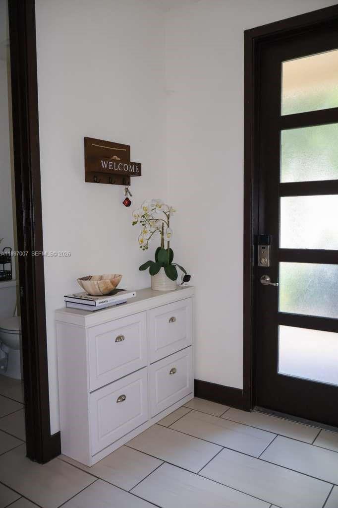 15930 NW 91st Ct, Miami Lakes FL 33018 photo 4