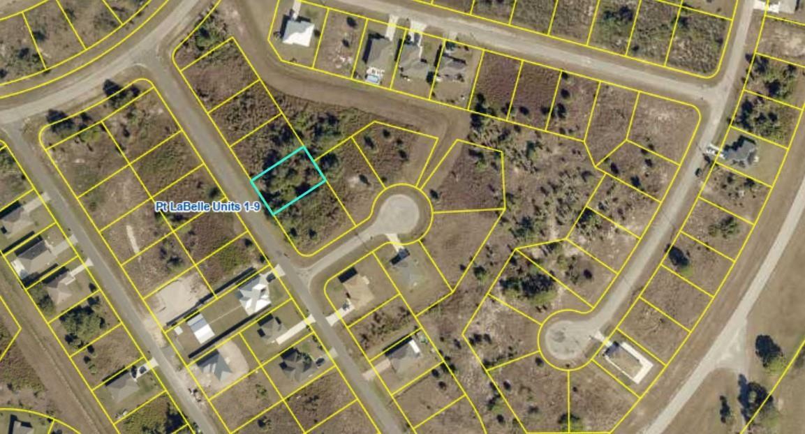 8007 Mangrove Circle, FL 33935 photo 2