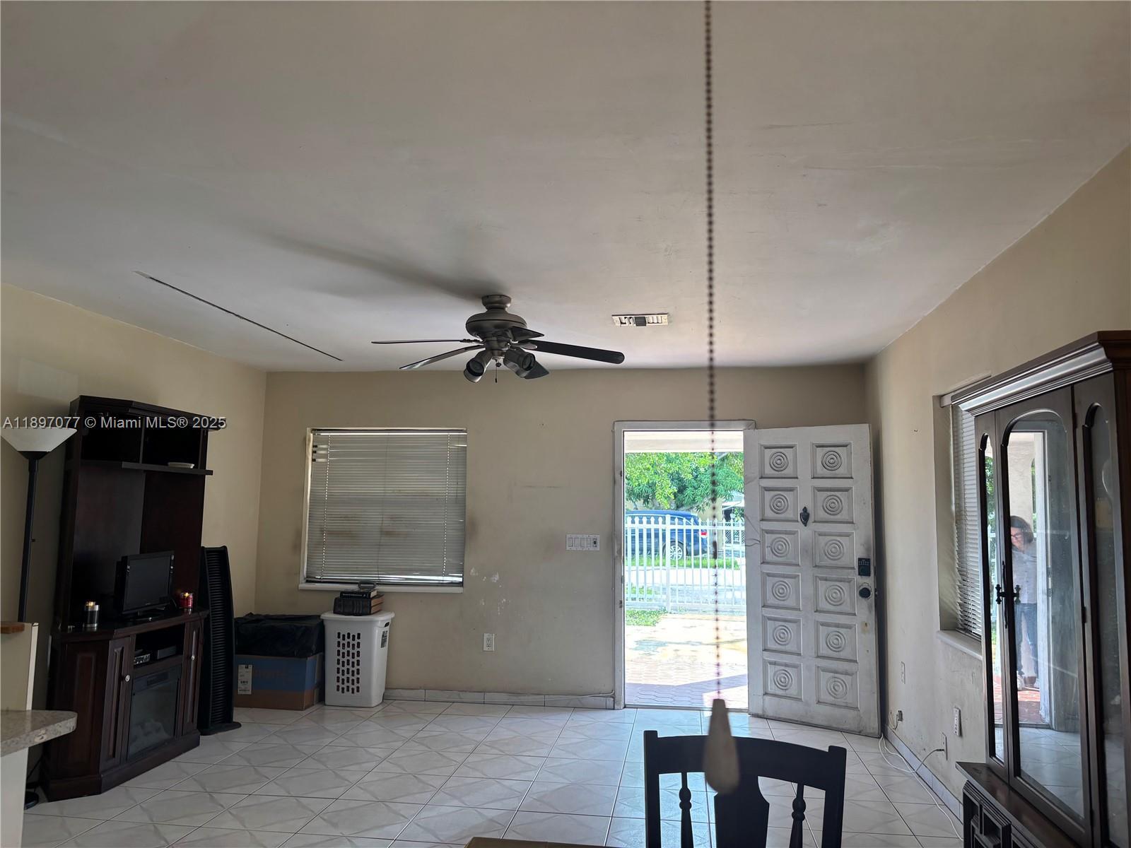 6261 SW 6th St, Miami FL 33144 photo 3
