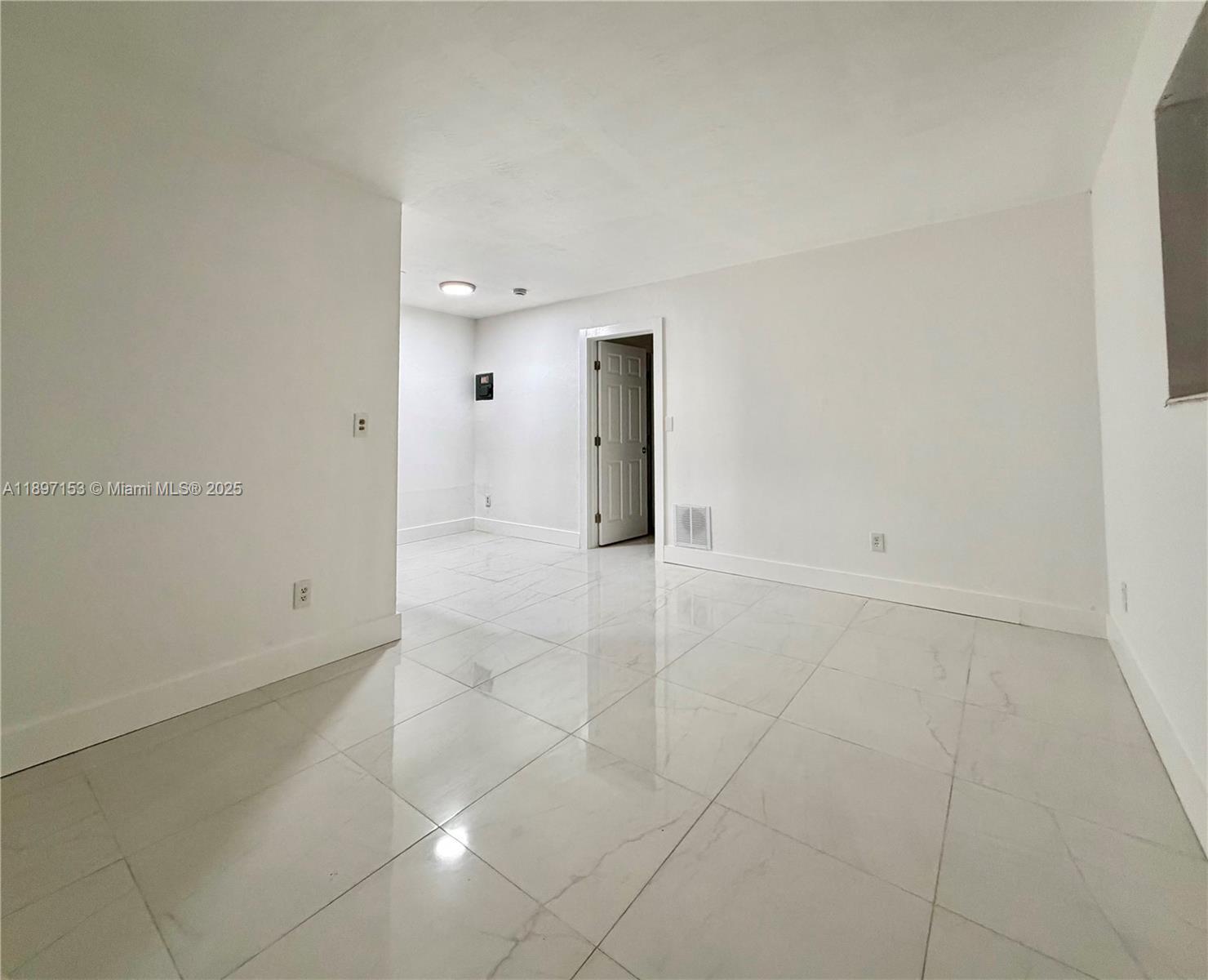 3100 NW 135th St # 4, Opa-Locka FL 33054