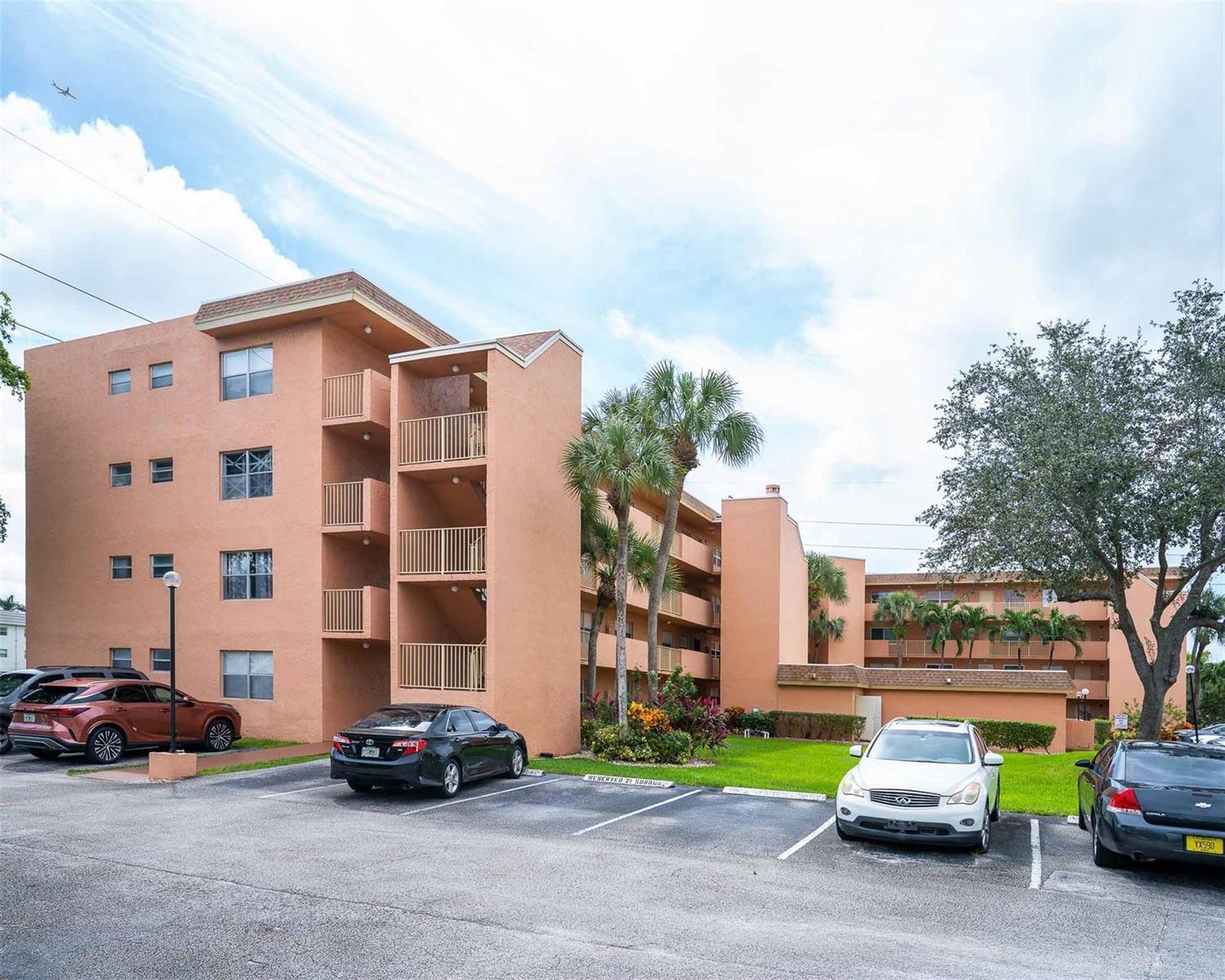 3110 N Pine Island Road # 304, Sunrise FL 33351 photo 2